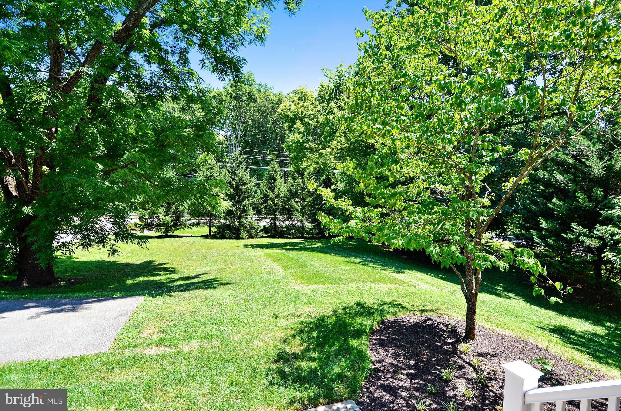 CARDEROCK SPRINGS - Residential