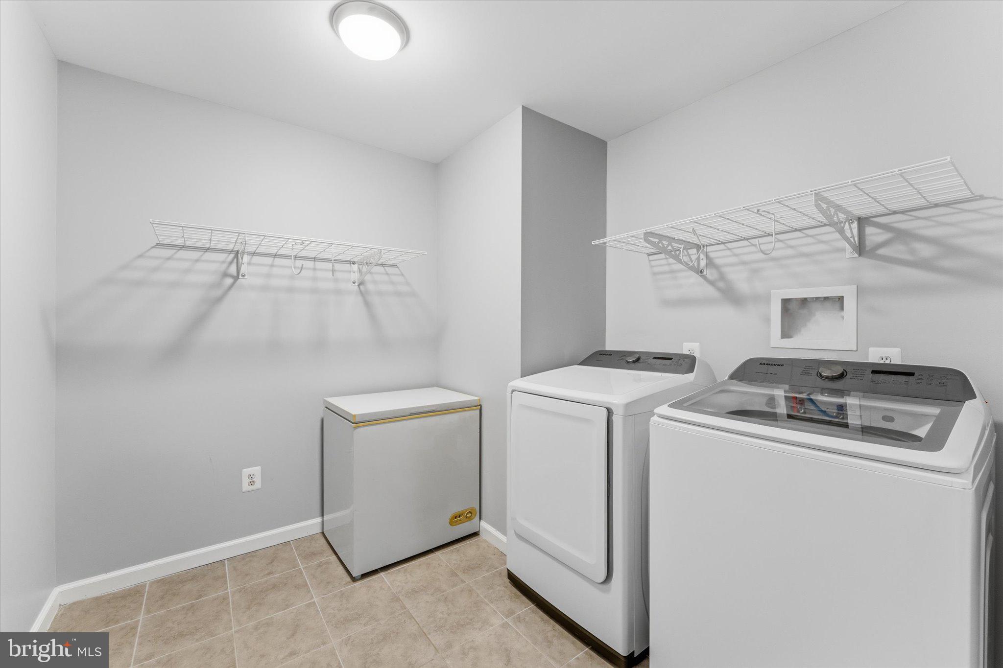 SPRIGGS RUN ESTATES - Residential