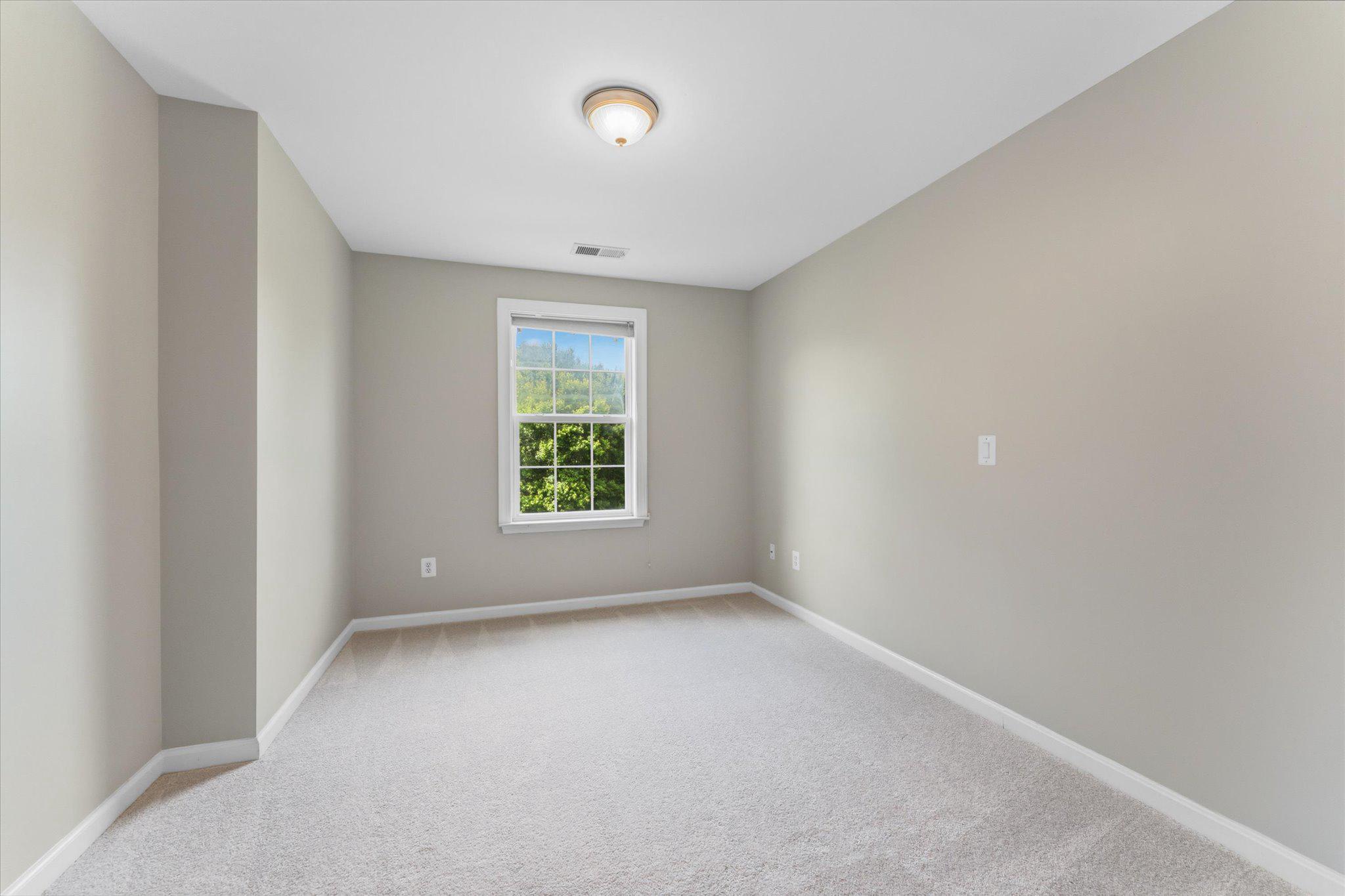 SPRIGGS RUN ESTATES - Residential