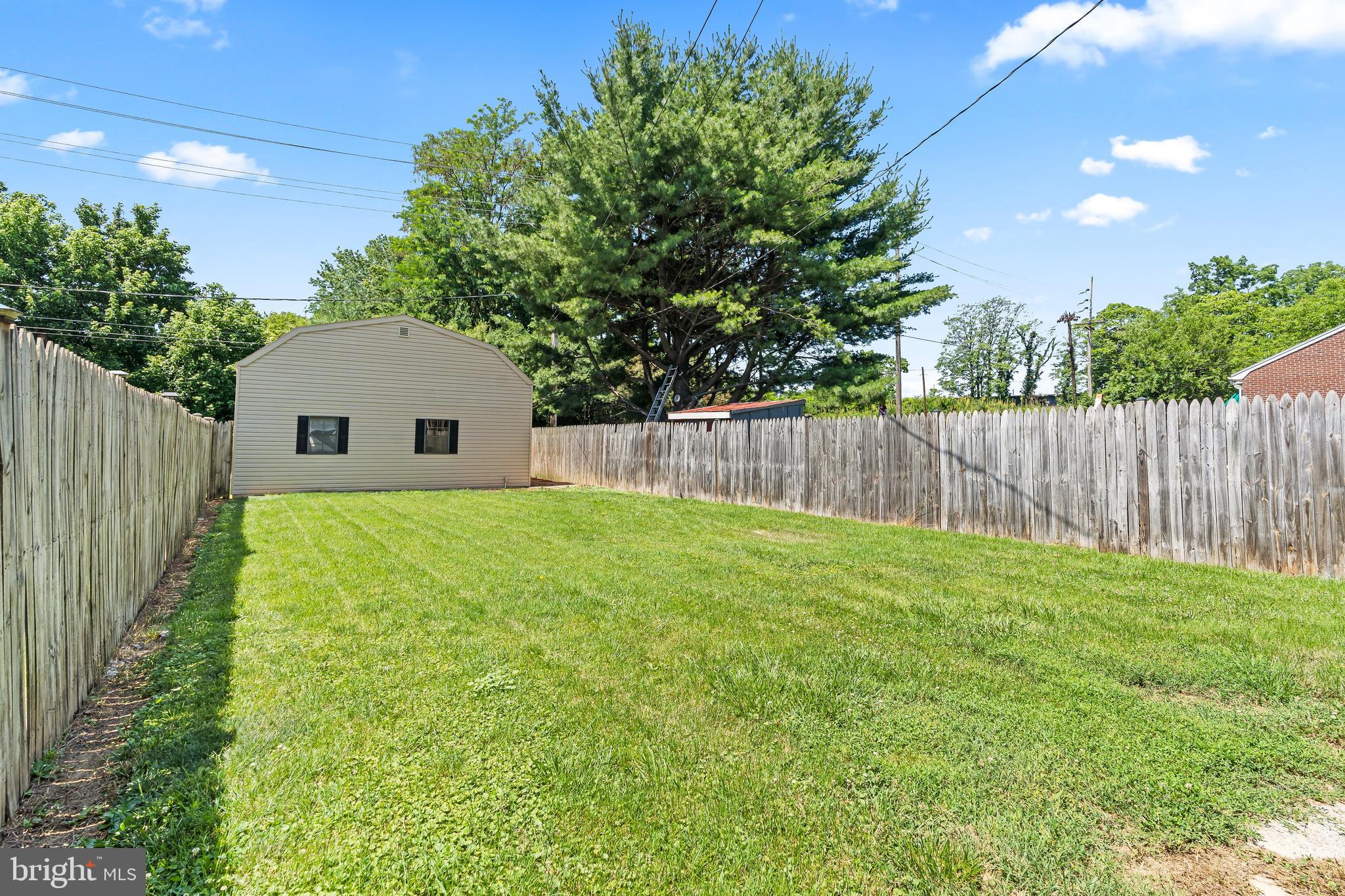 HAGERSTOWN - Residential
