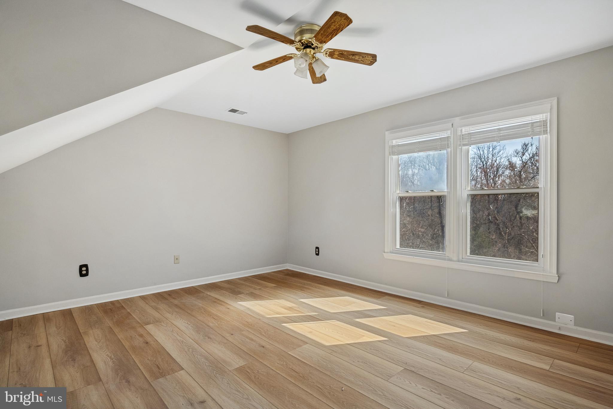 FRANKLIN GLEN - Residential
