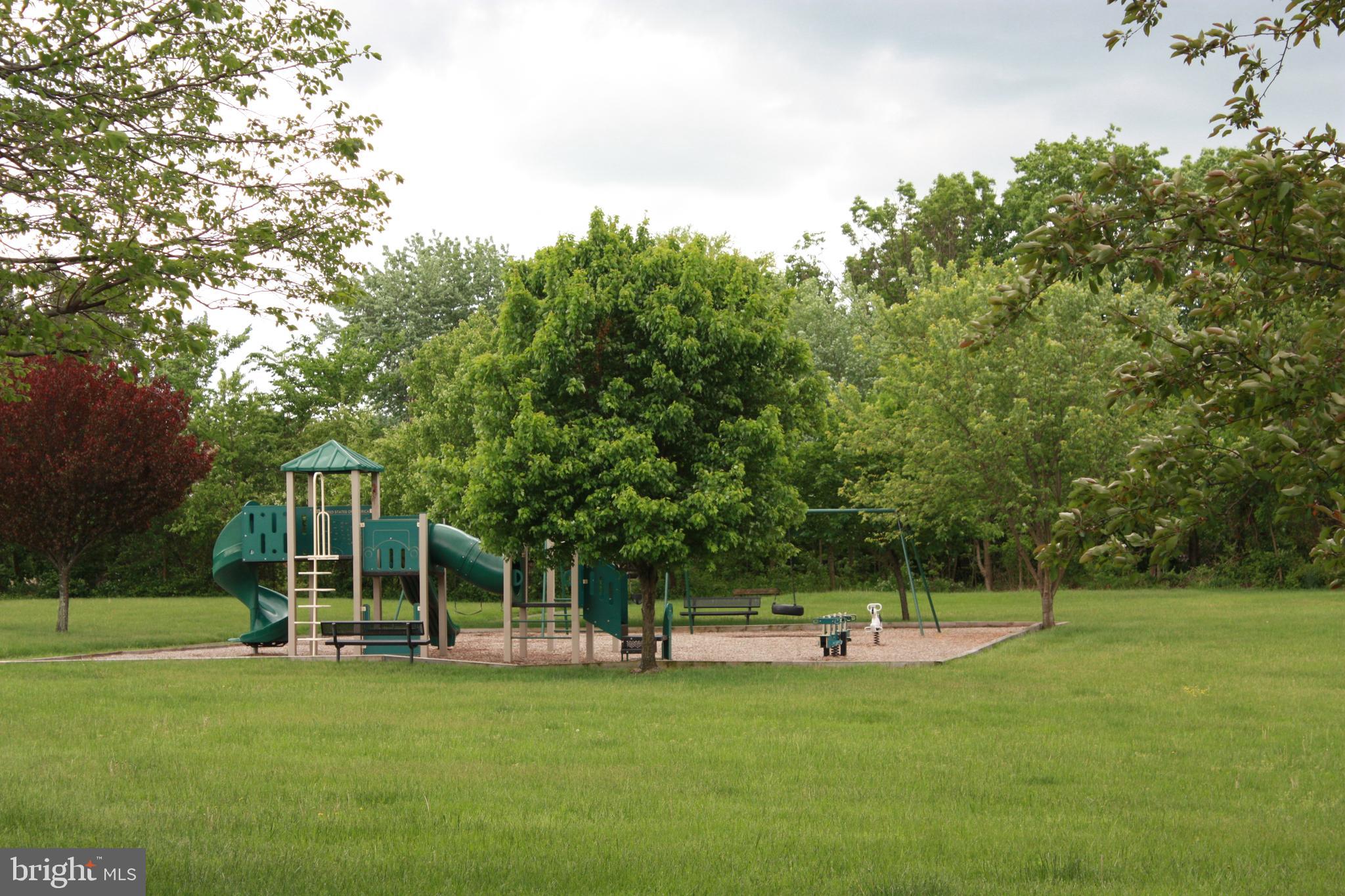 FRANKLIN GLEN - Residential