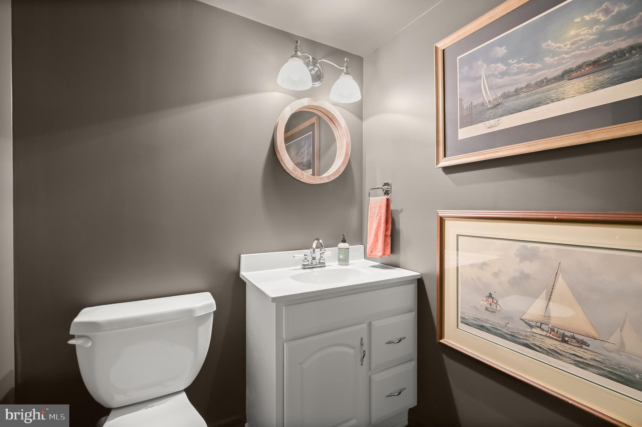 EASTPORT - Residential