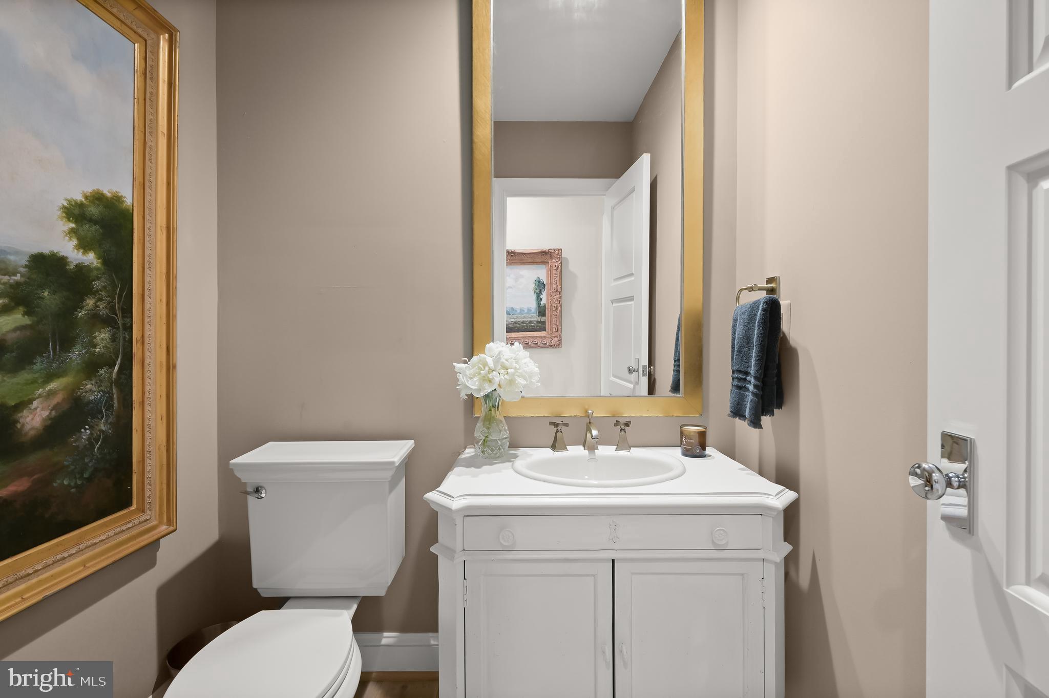 EASTPORT - Residential