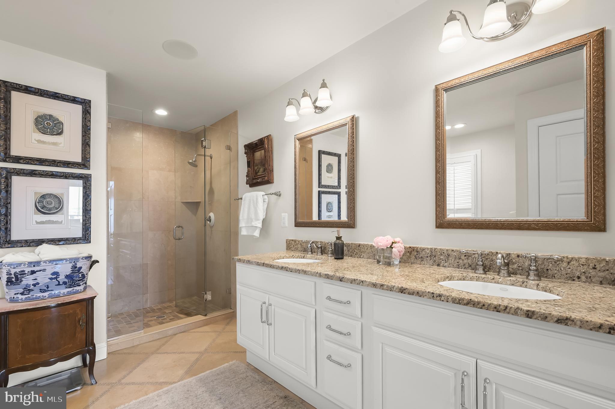 EASTPORT - Residential
