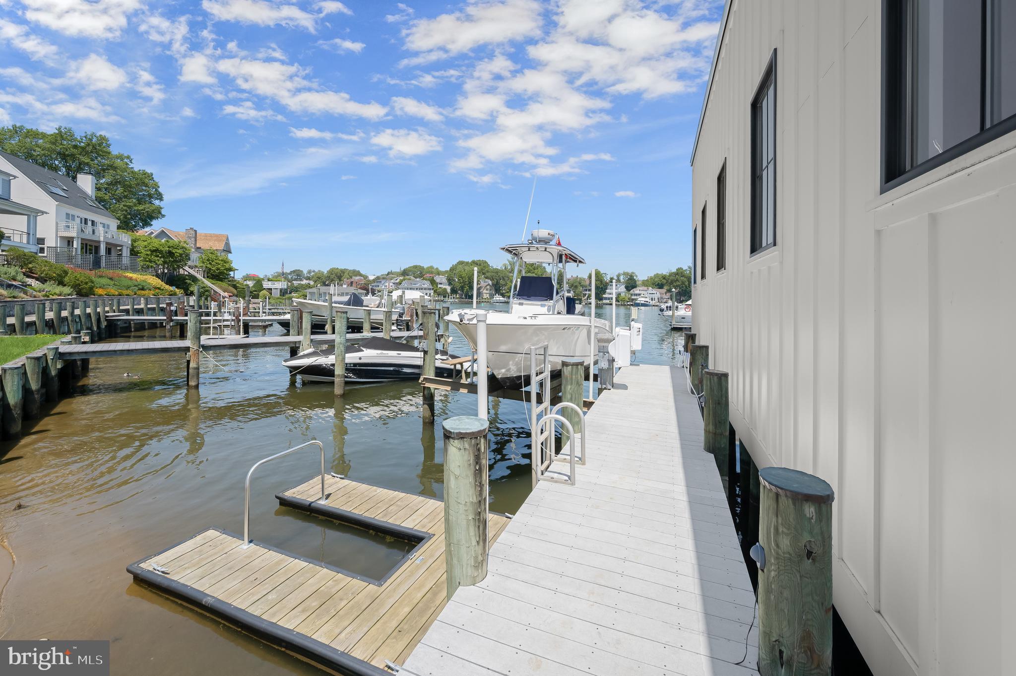 EASTPORT - Residential