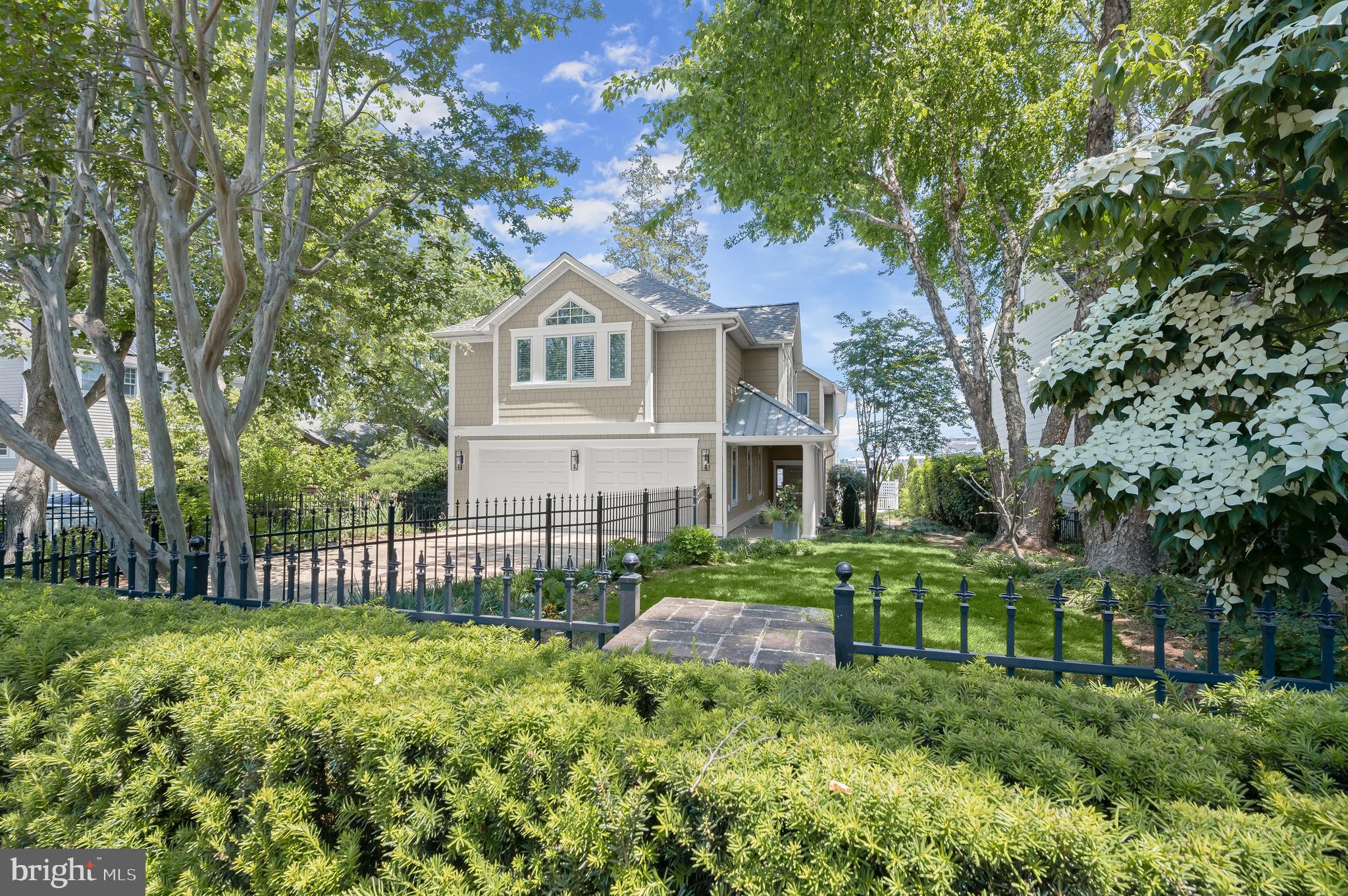 EASTPORT - Residential