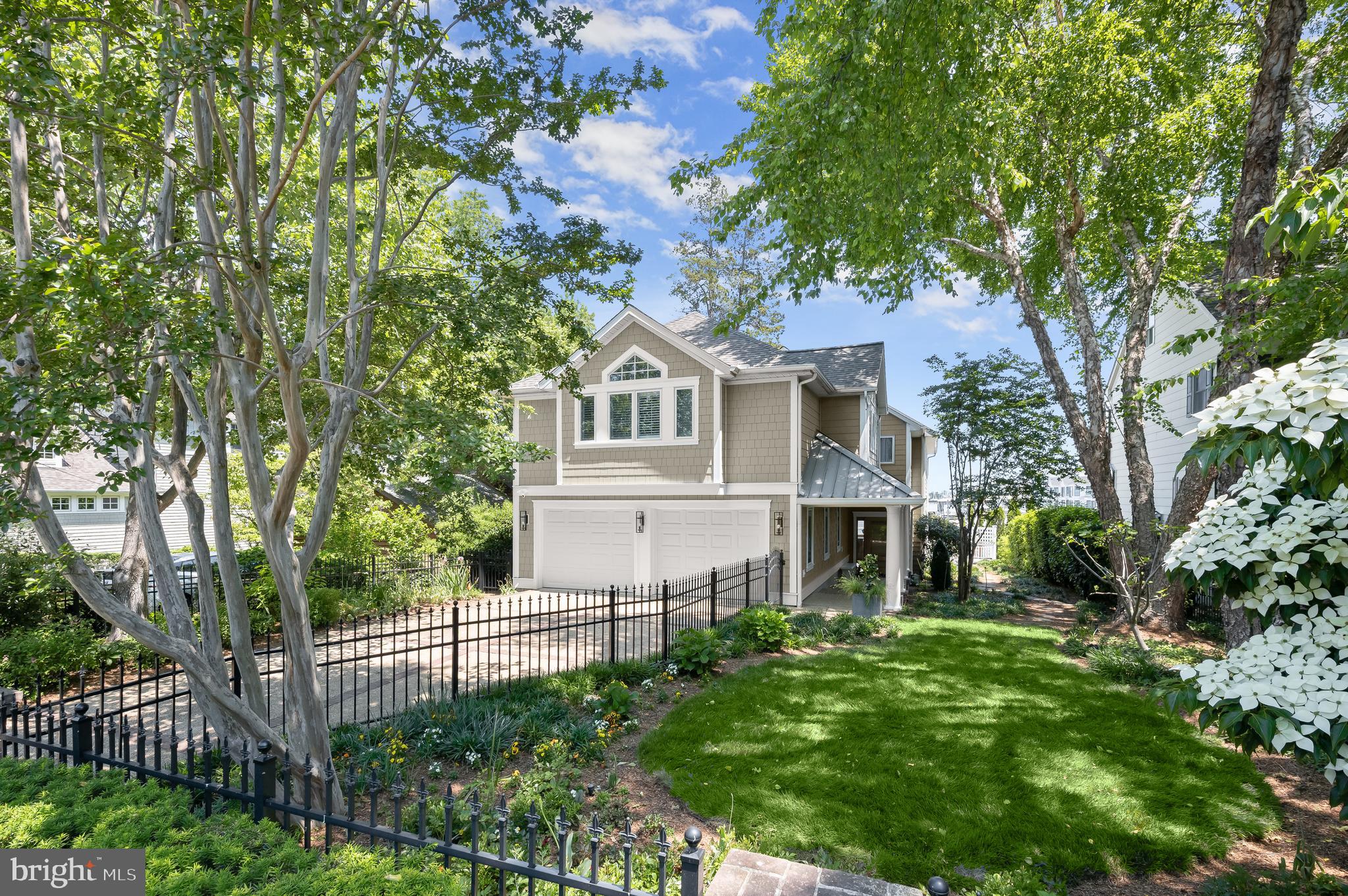 EASTPORT - Residential