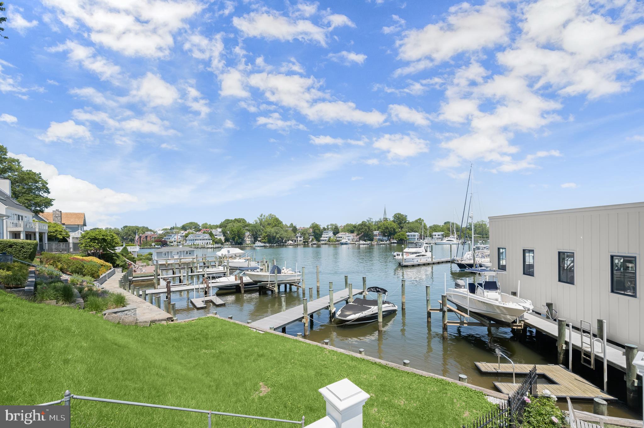 EASTPORT - Residential