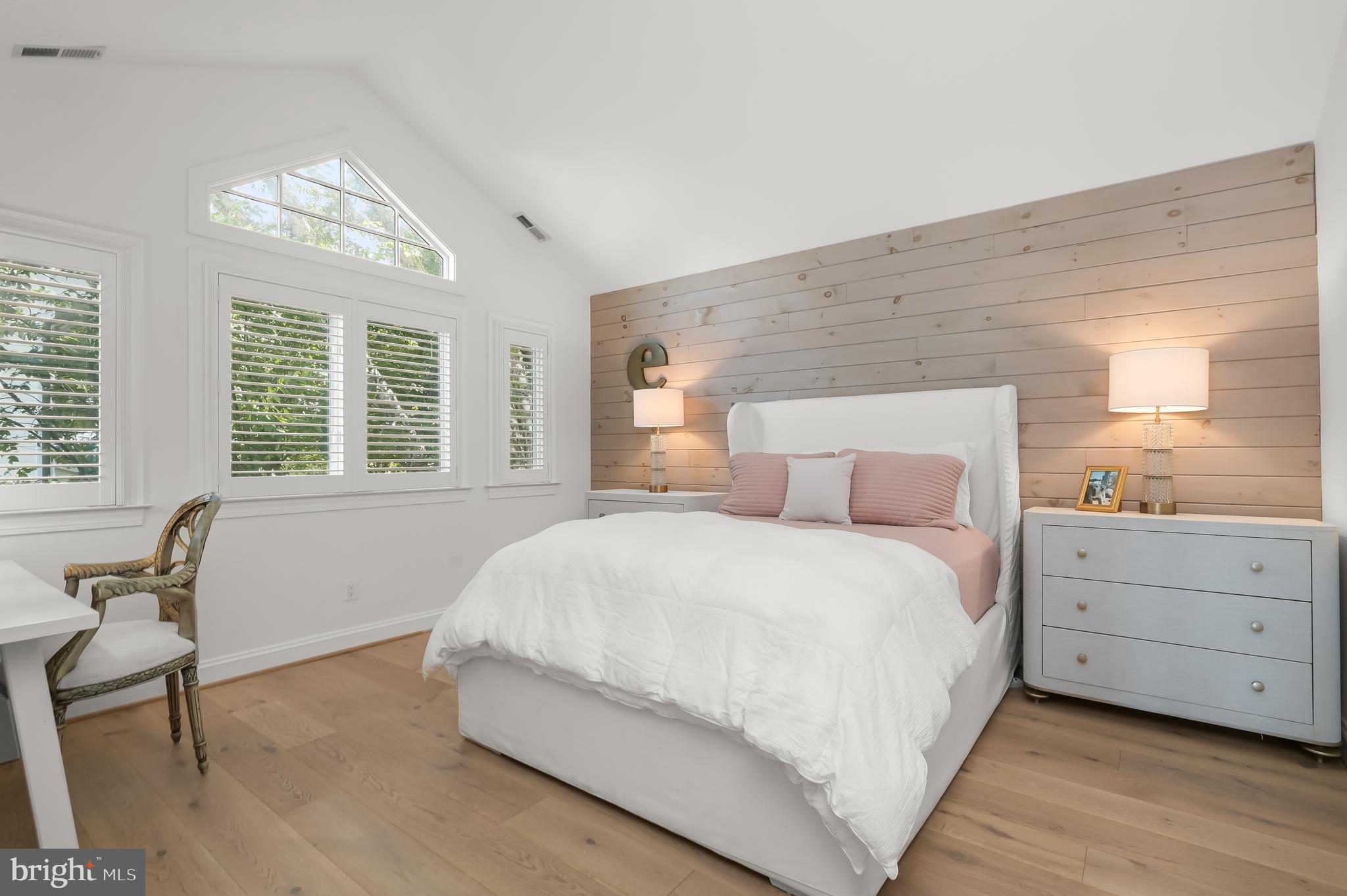 EASTPORT - Residential
