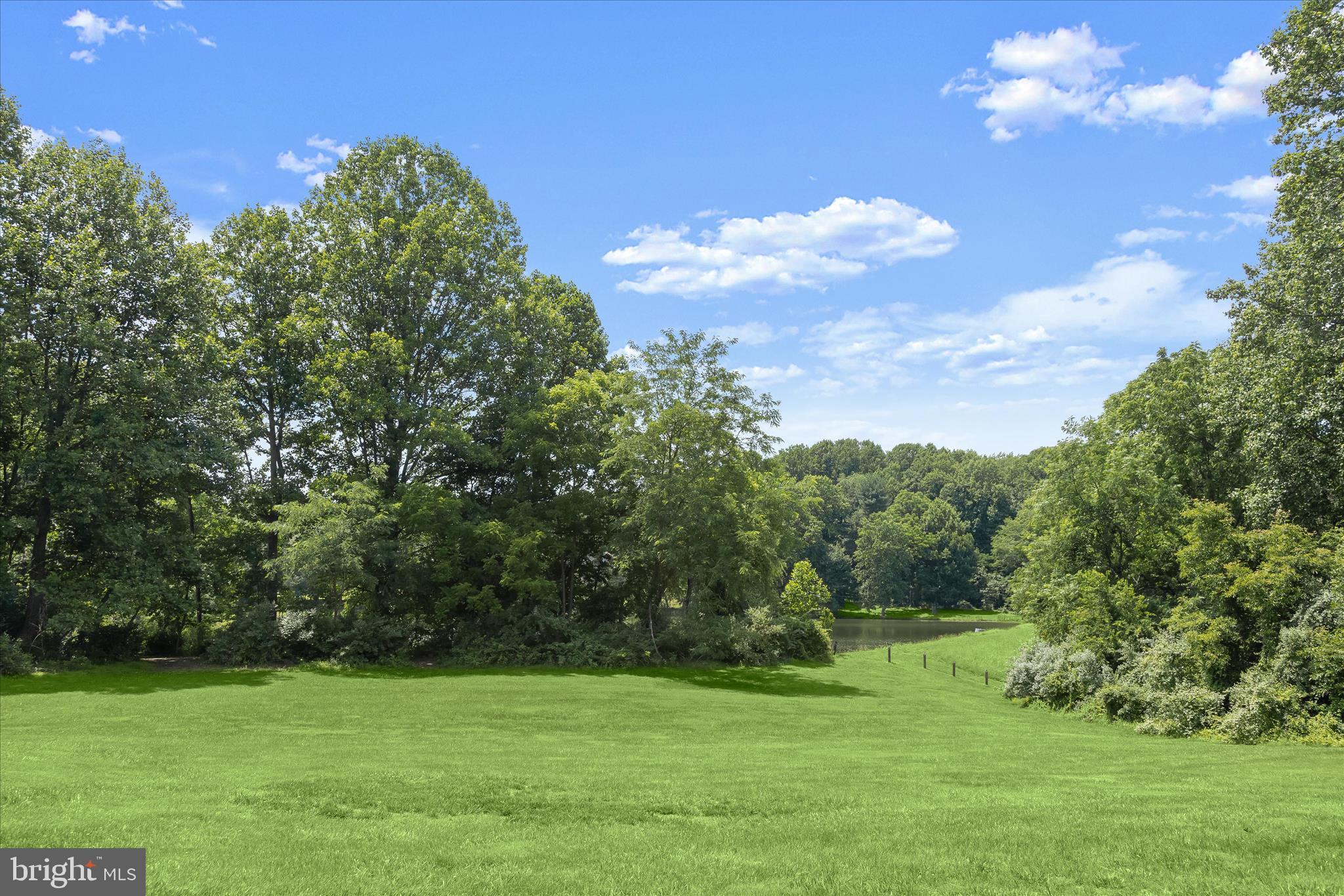 HIGHLAND LAKE - Residential