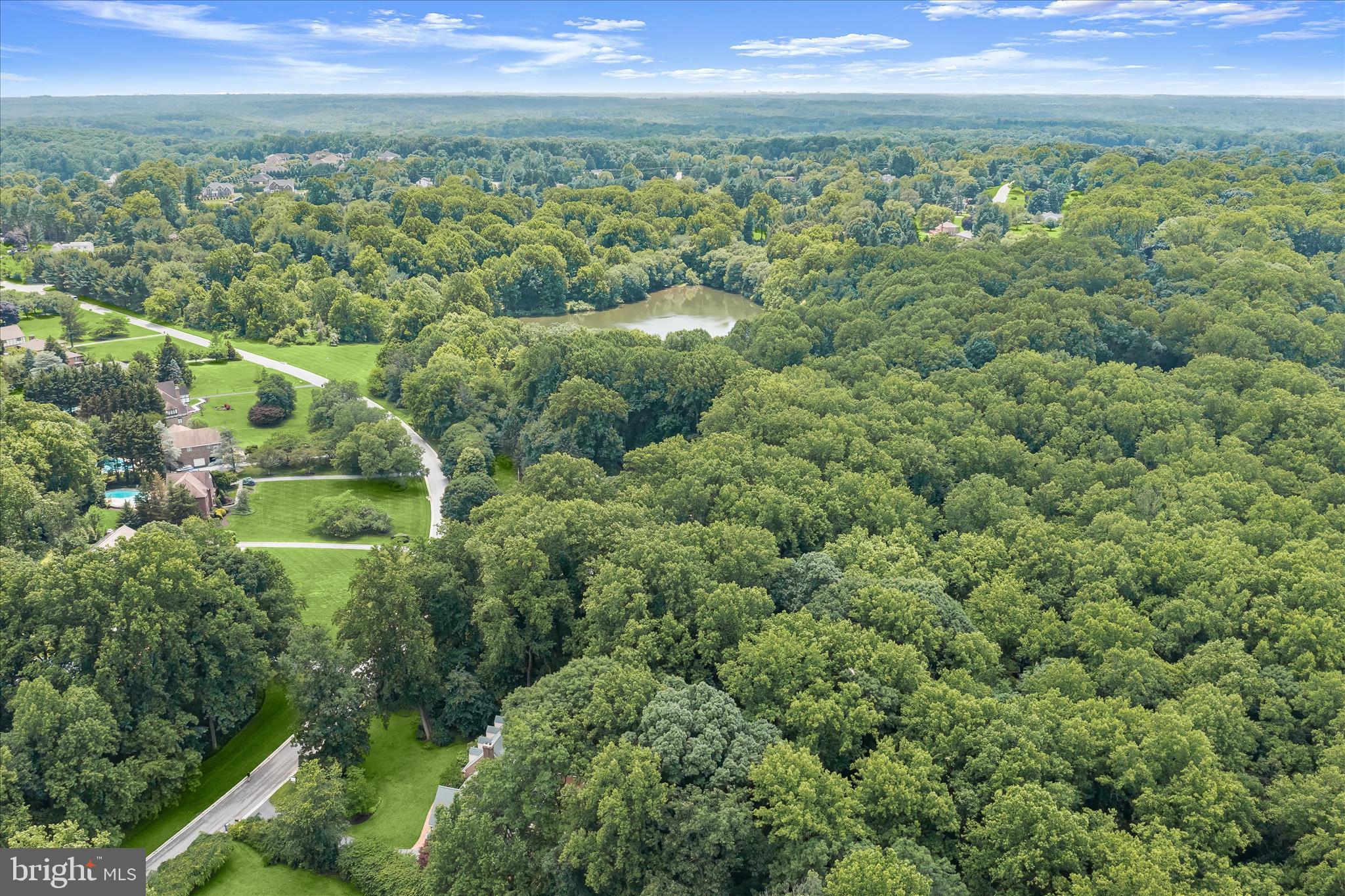 HIGHLAND LAKE - Residential