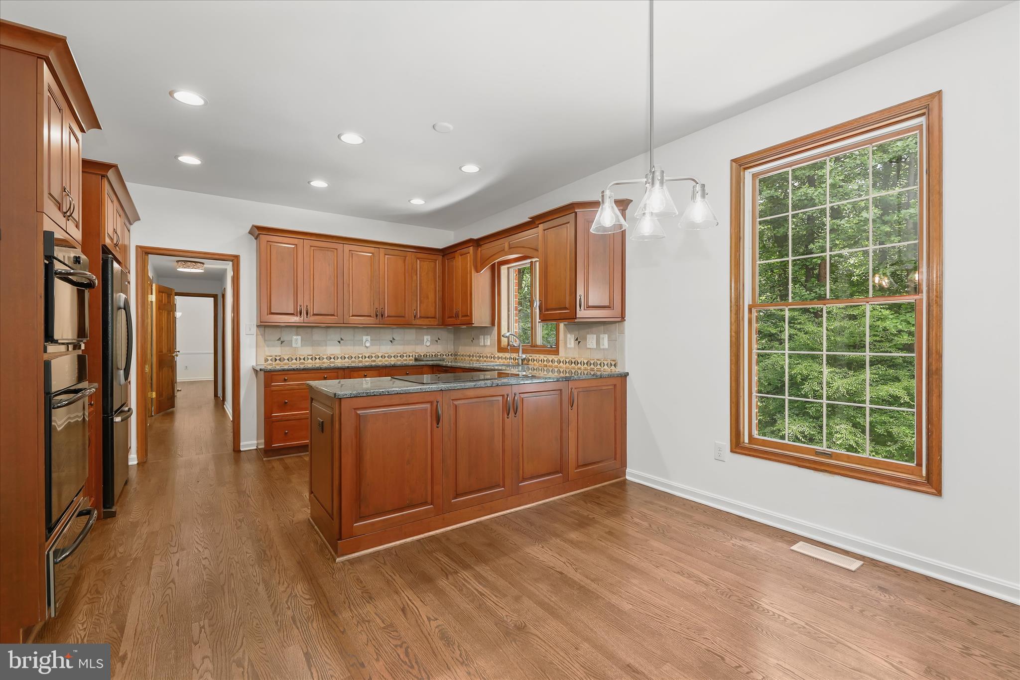 HIGHLAND LAKE - Residential