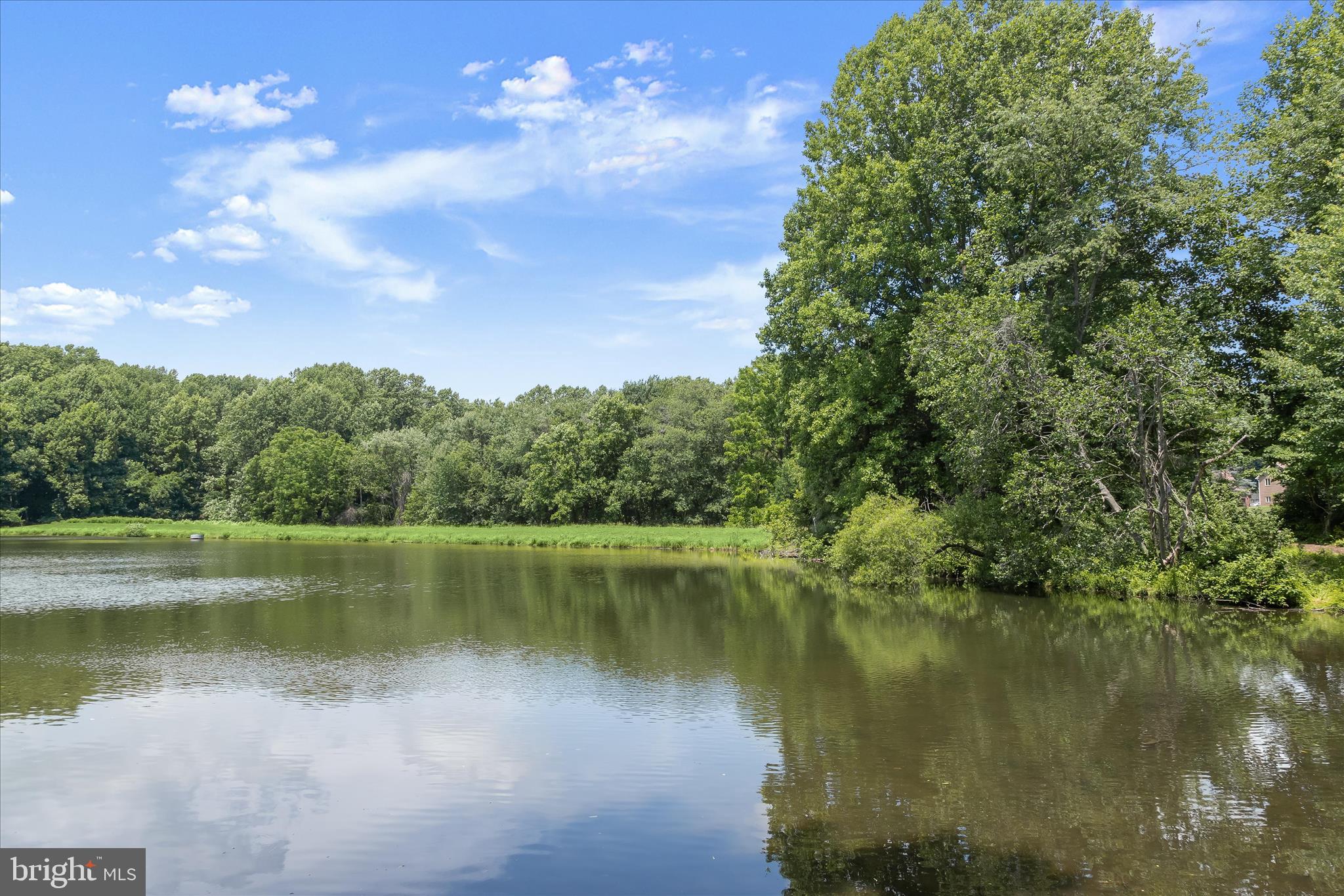 HIGHLAND LAKE - Residential