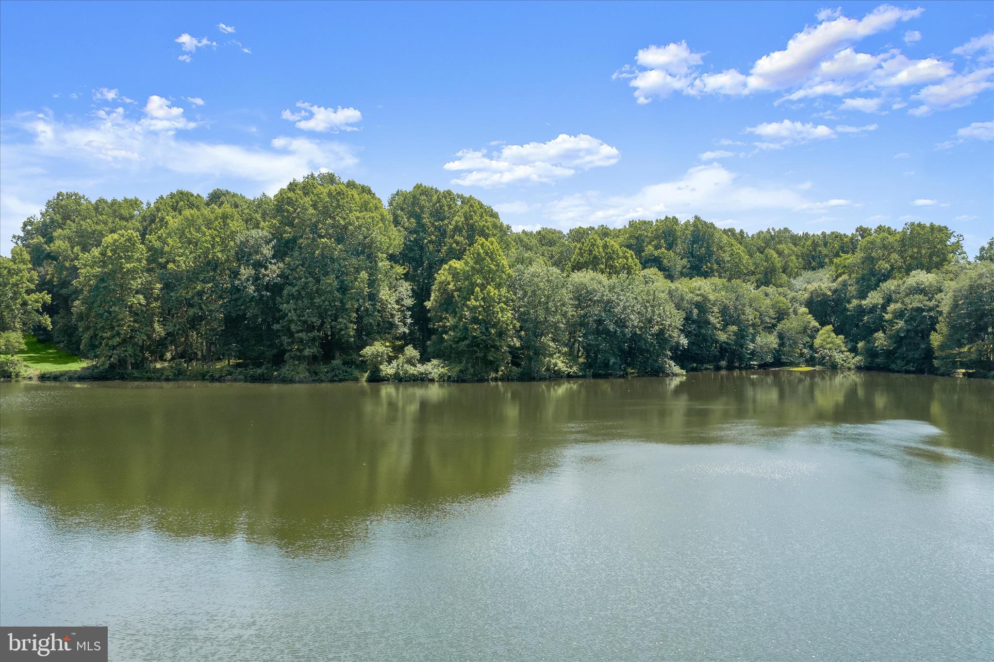 HIGHLAND LAKE - Residential