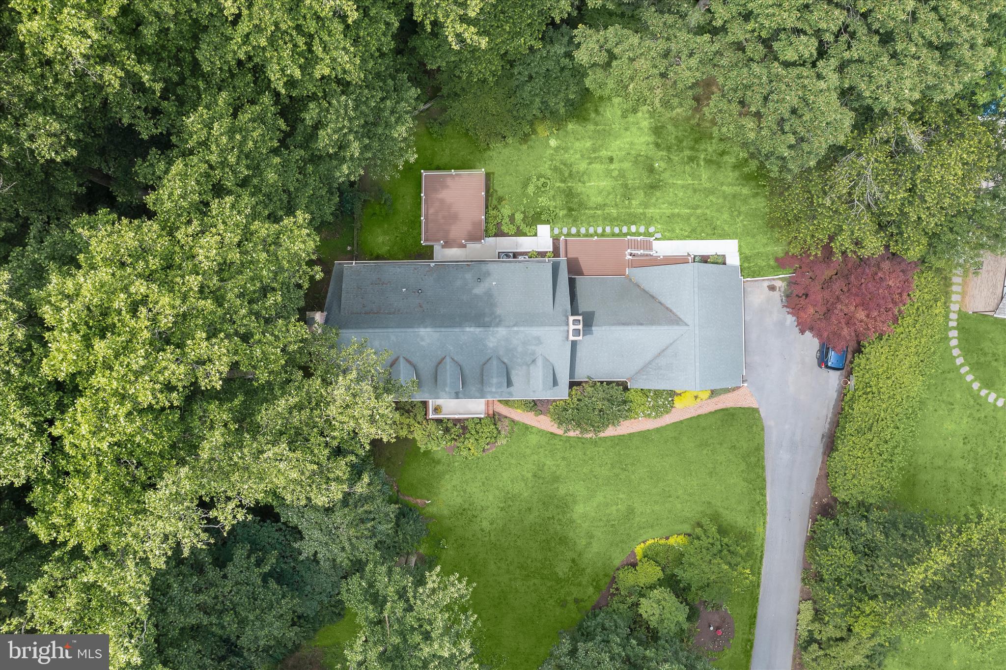 HIGHLAND LAKE - Residential
