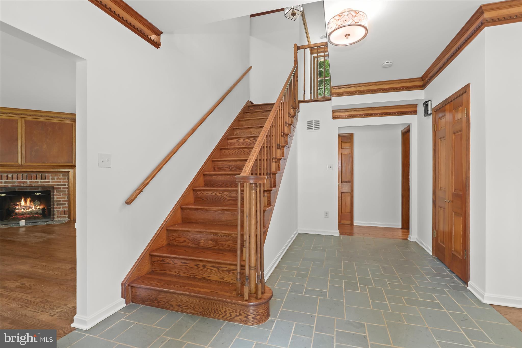 HIGHLAND LAKE - Residential