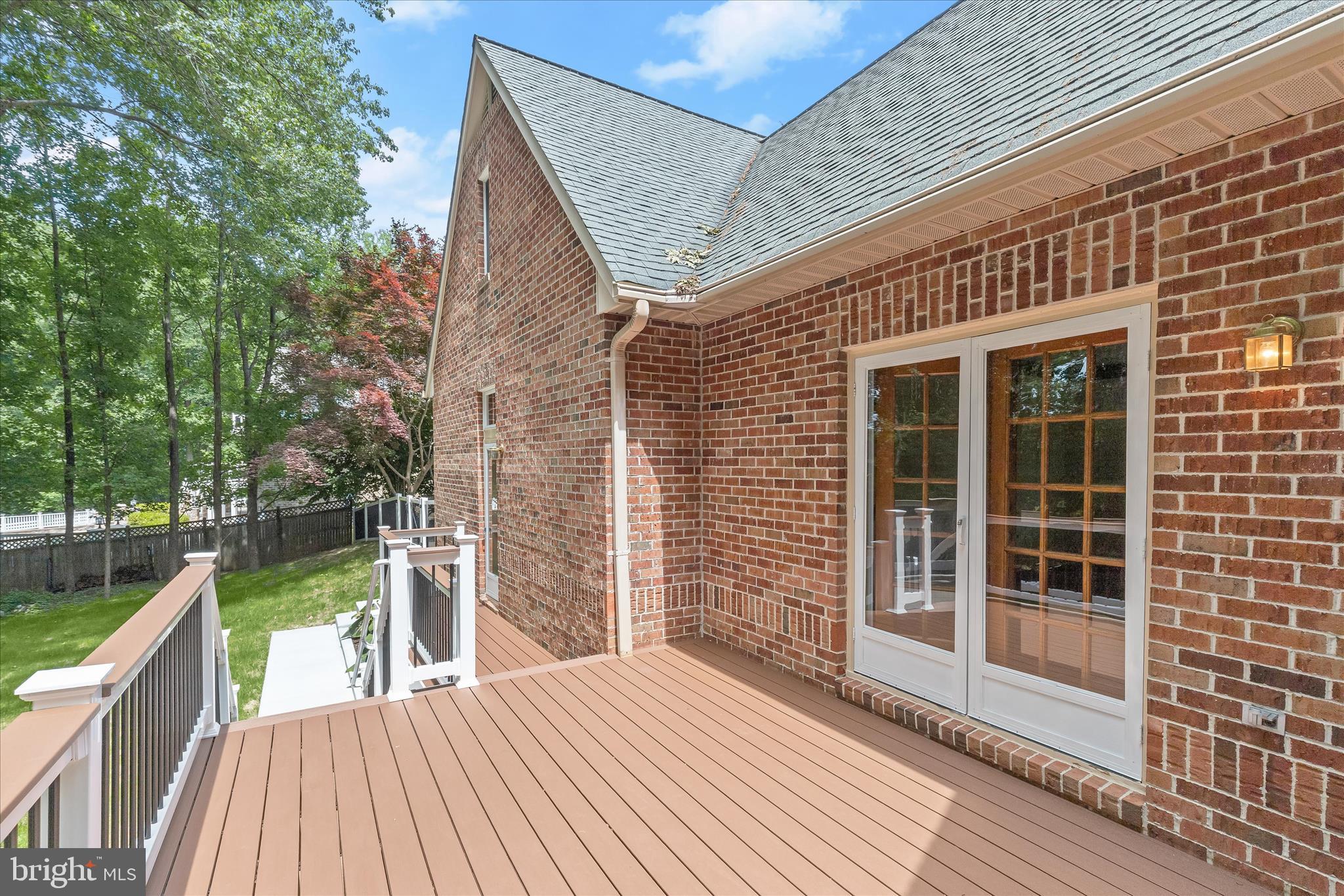 HIGHLAND LAKE - Residential
