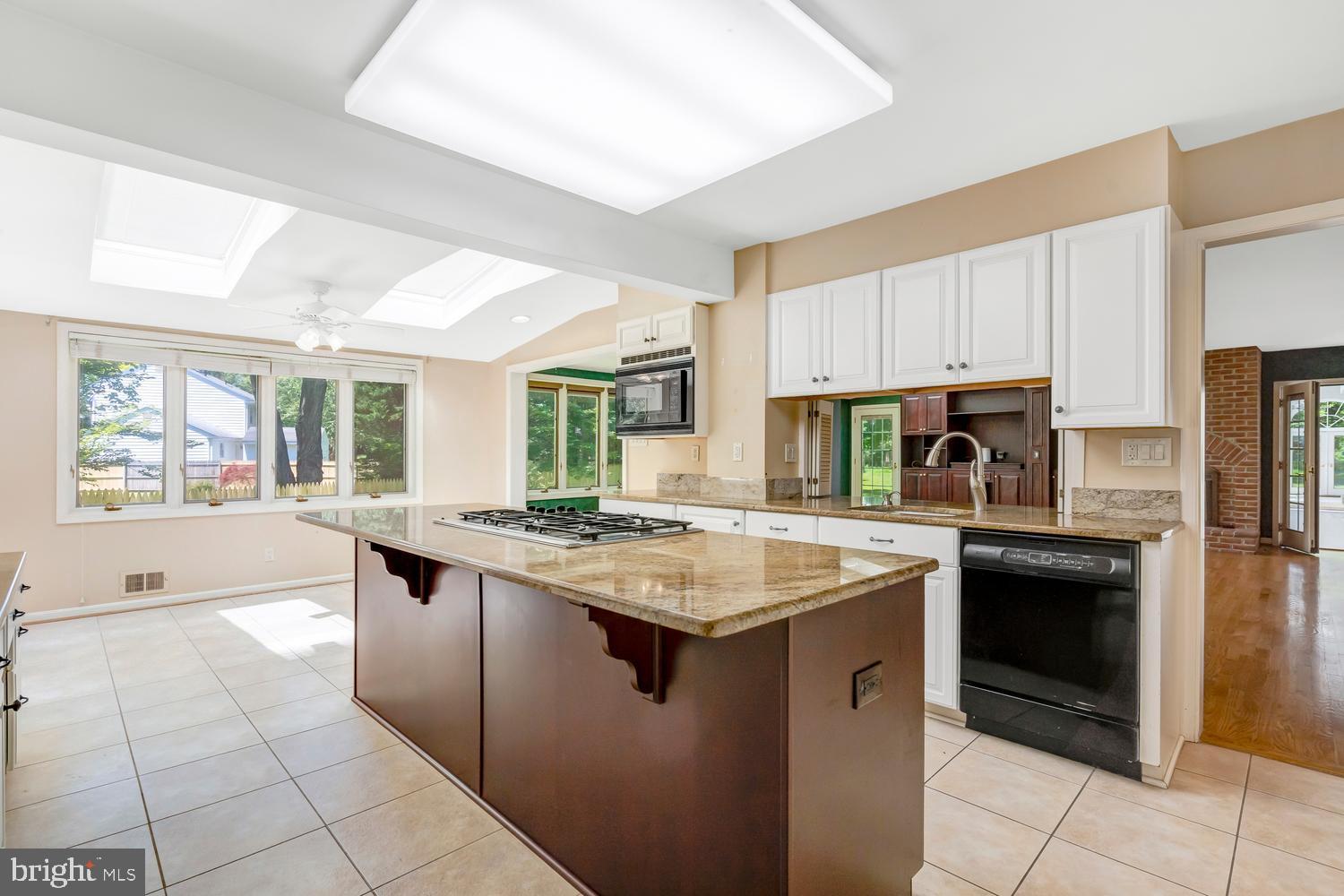 FLOWER VALLEY - Residential
