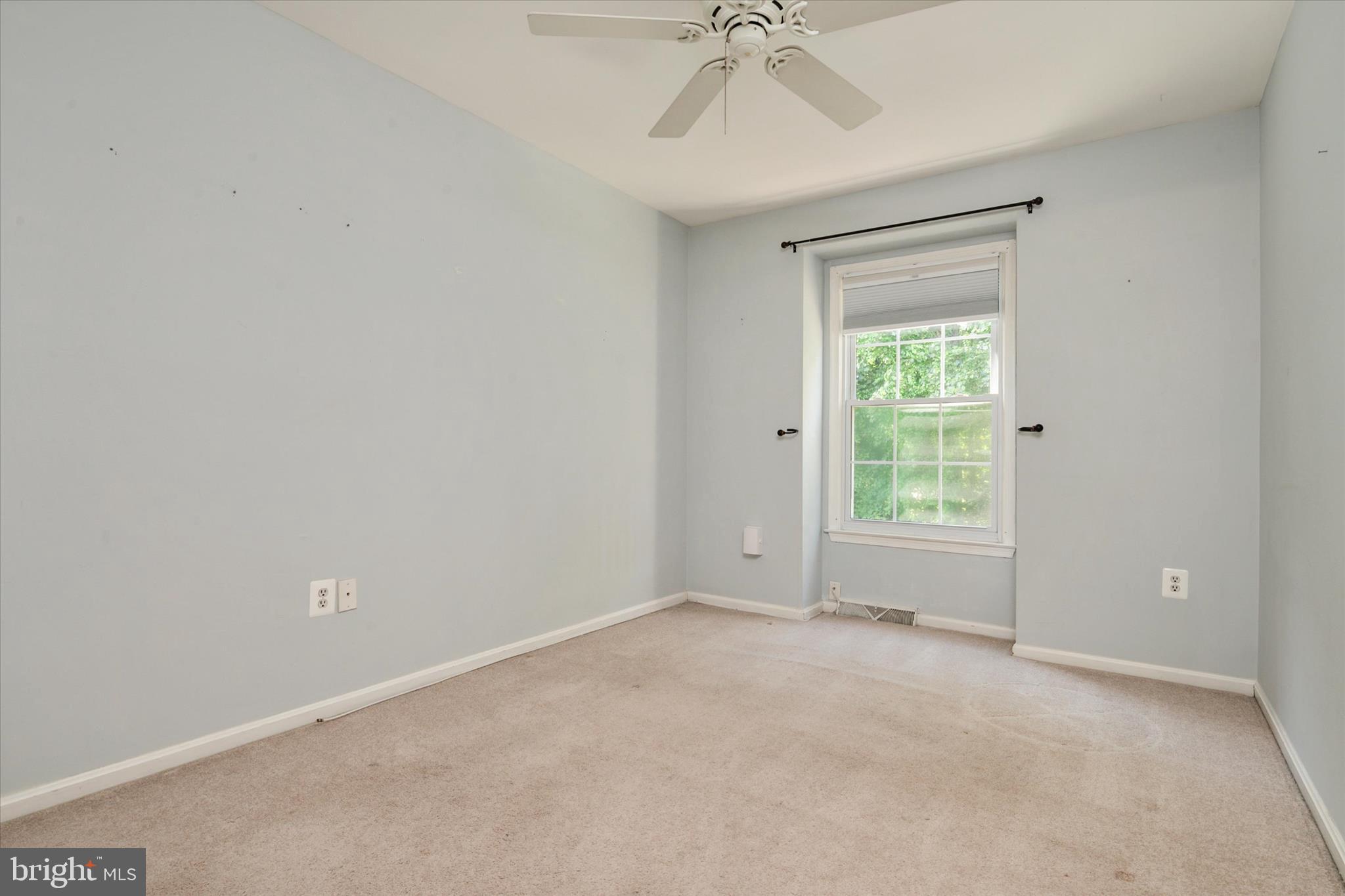 OAKMONT - Residential