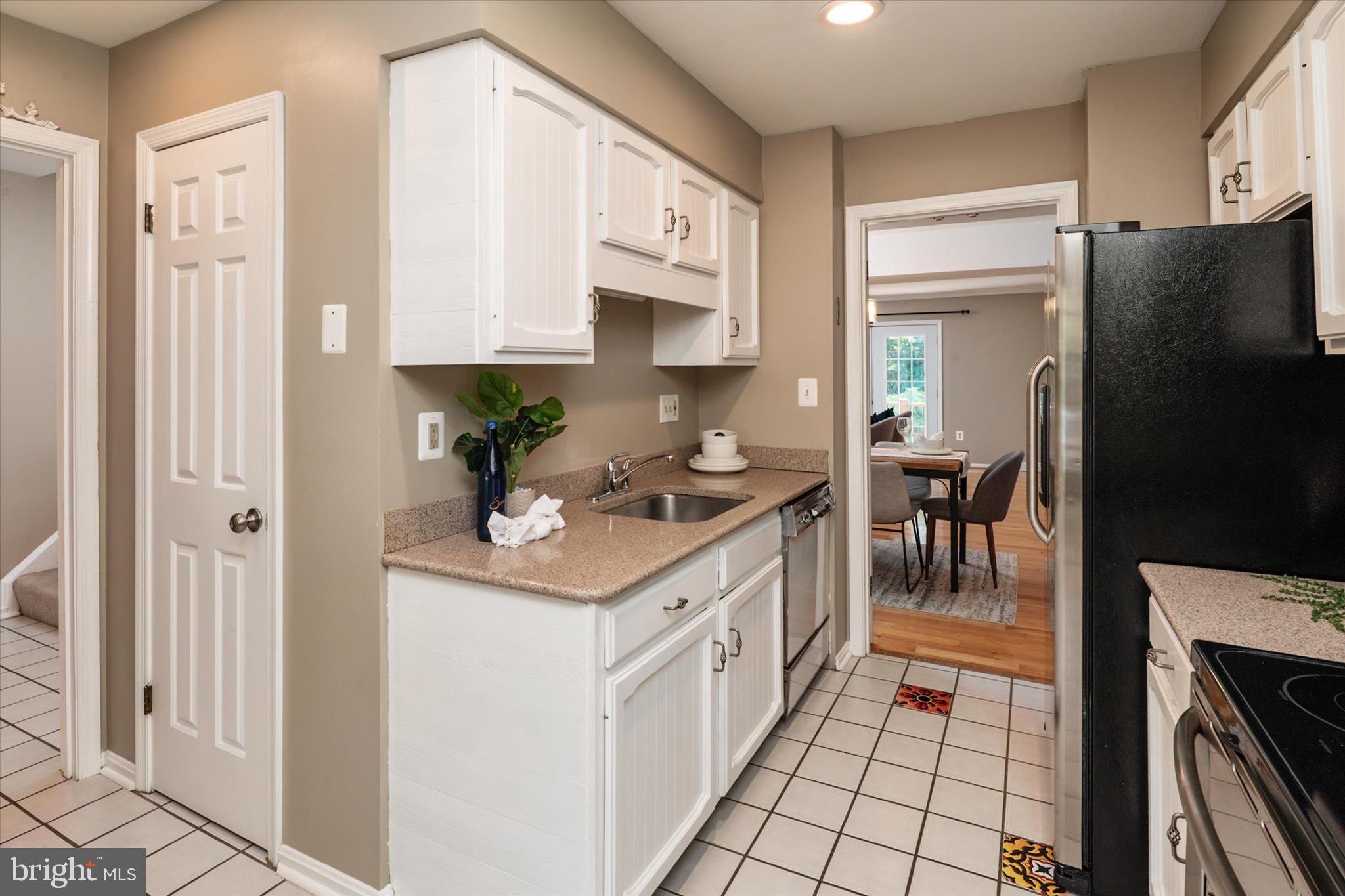 OAKMONT - Residential
