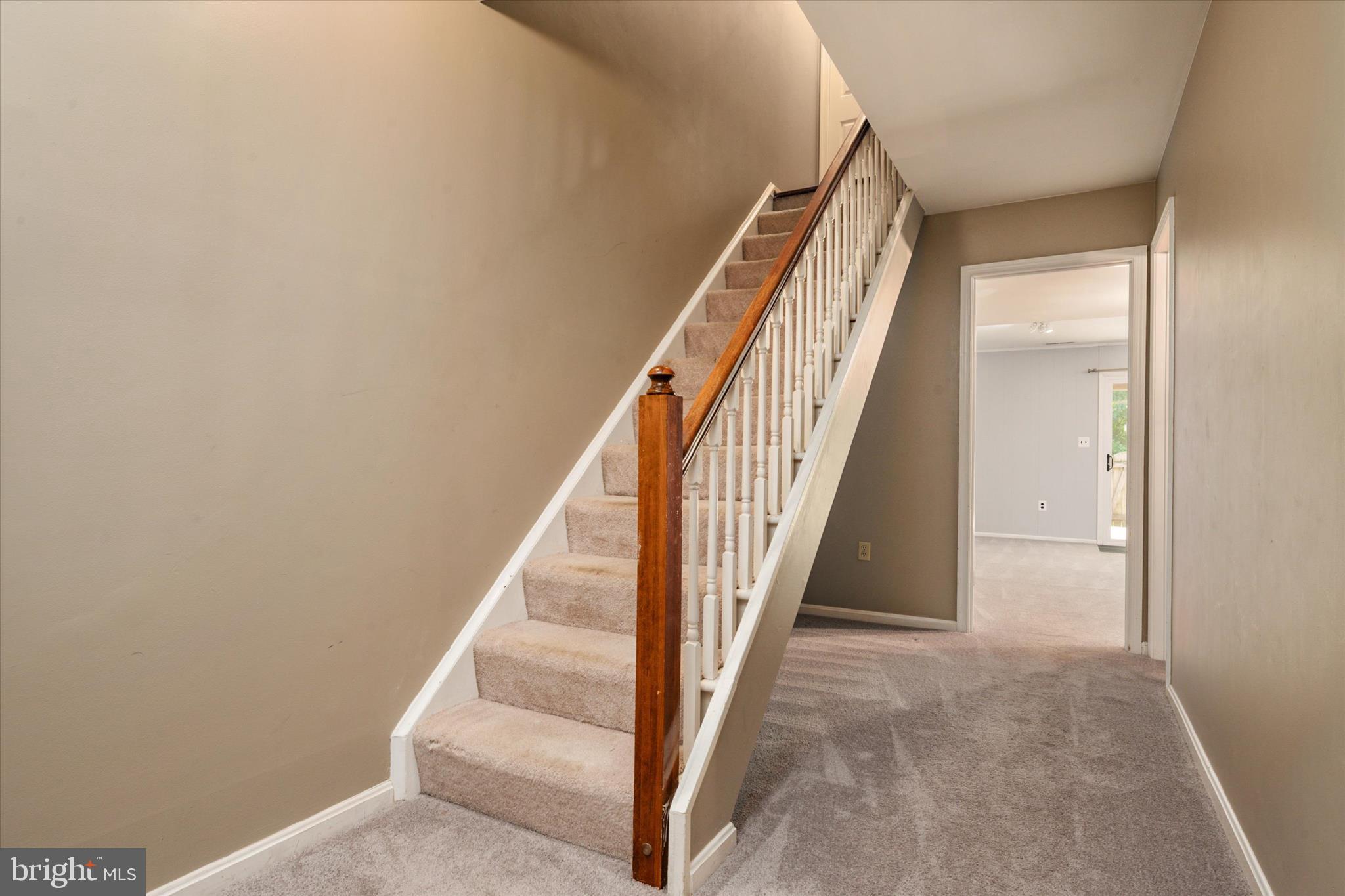 OAKMONT - Residential