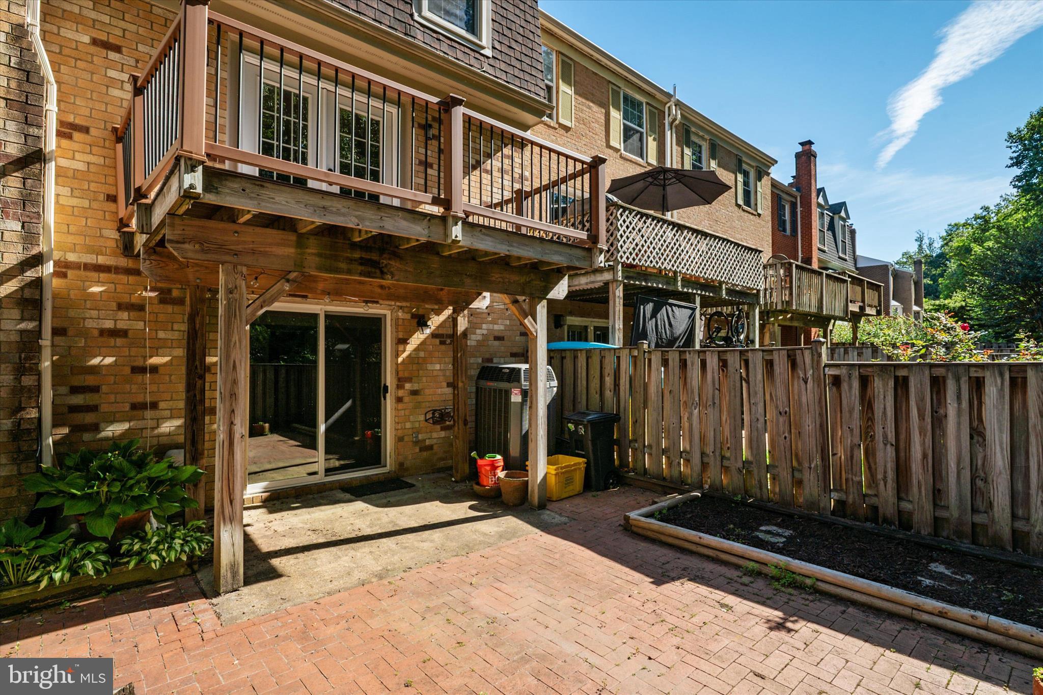 OAKMONT - Residential