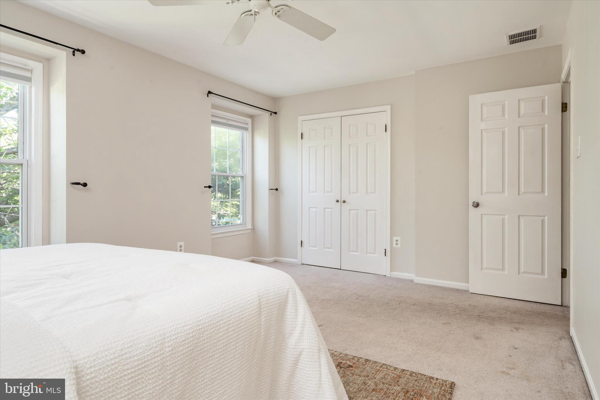 OAKMONT - Residential