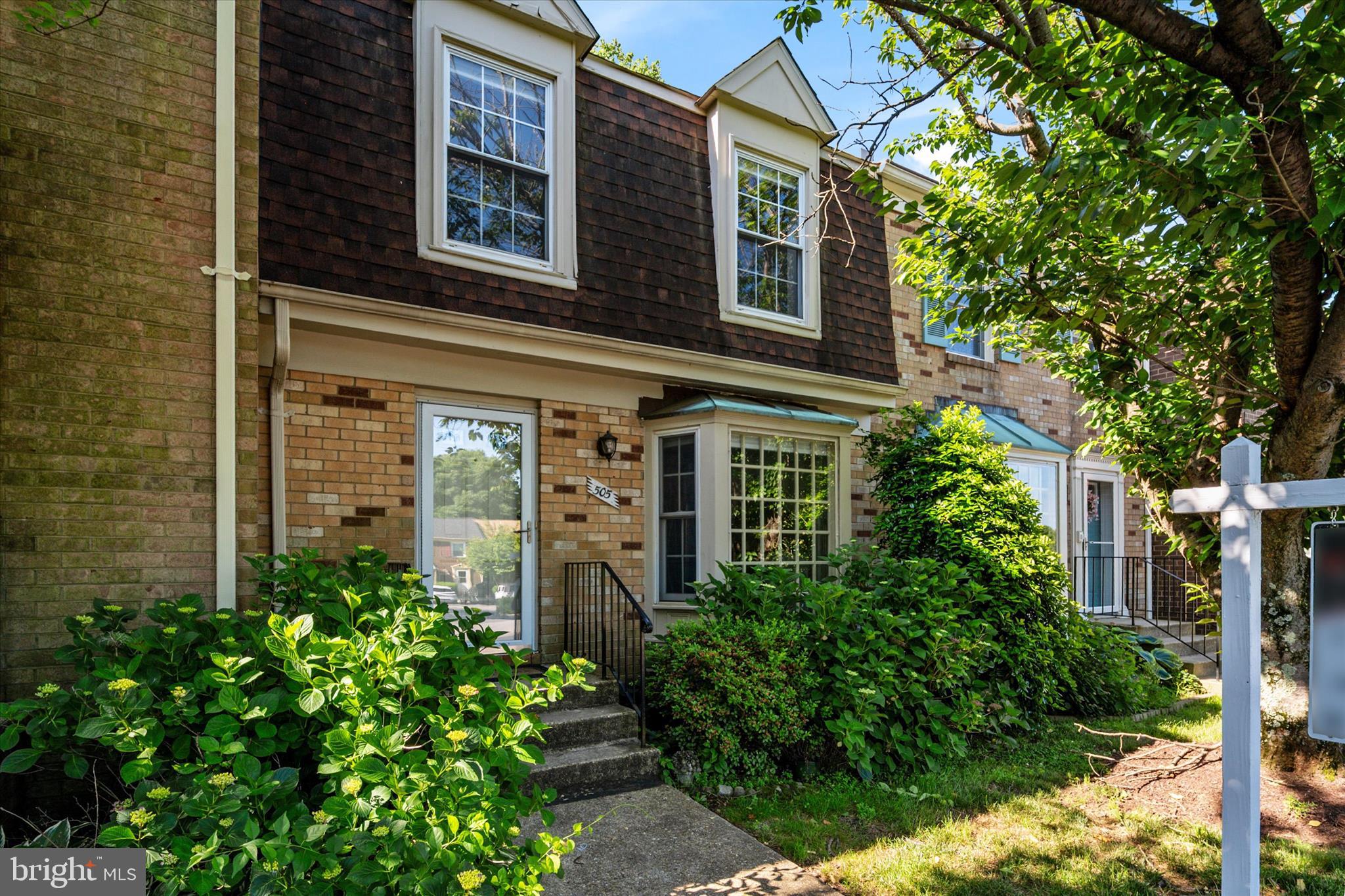 OAKMONT - Residential
