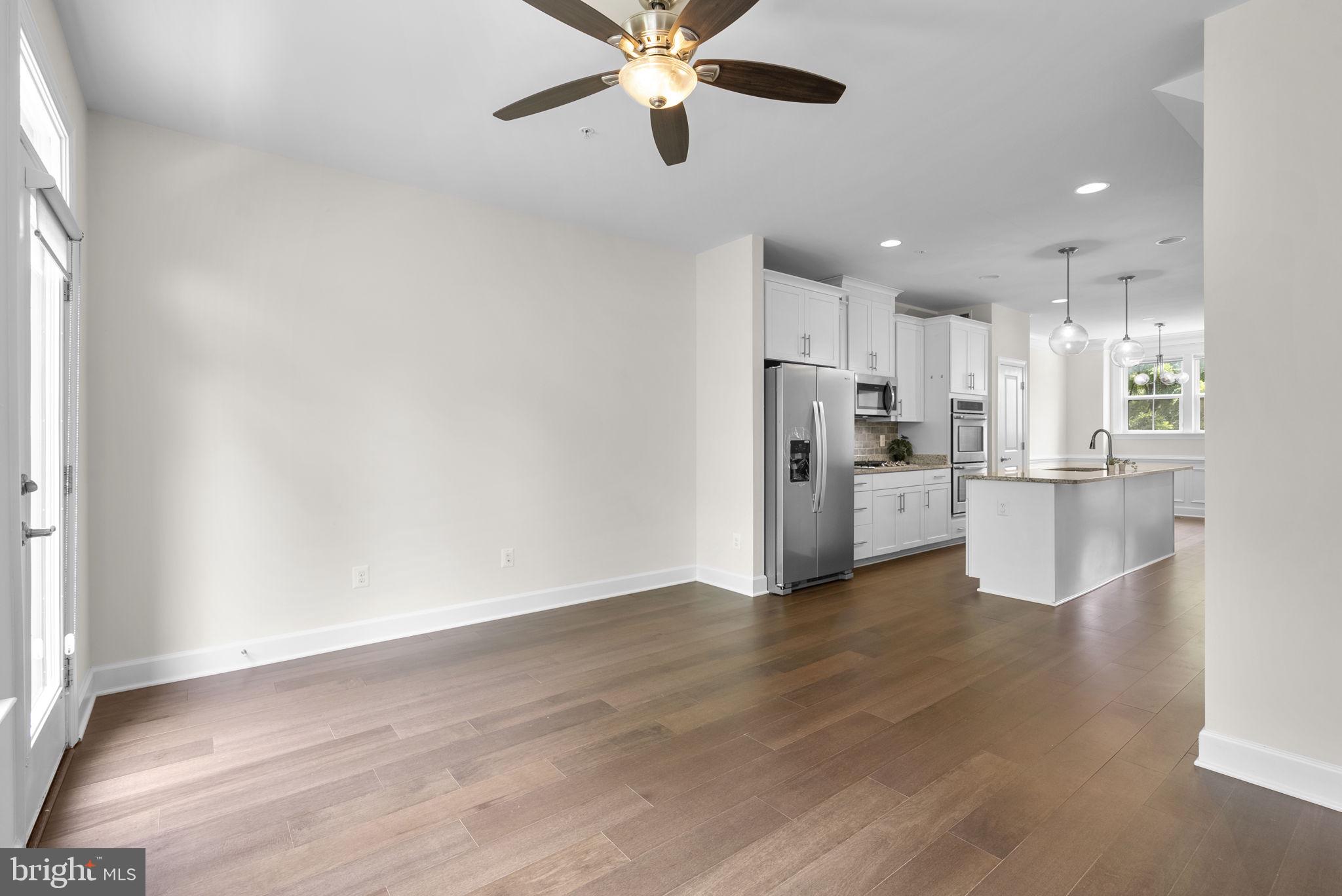 RIVERDALE PARK - Residential