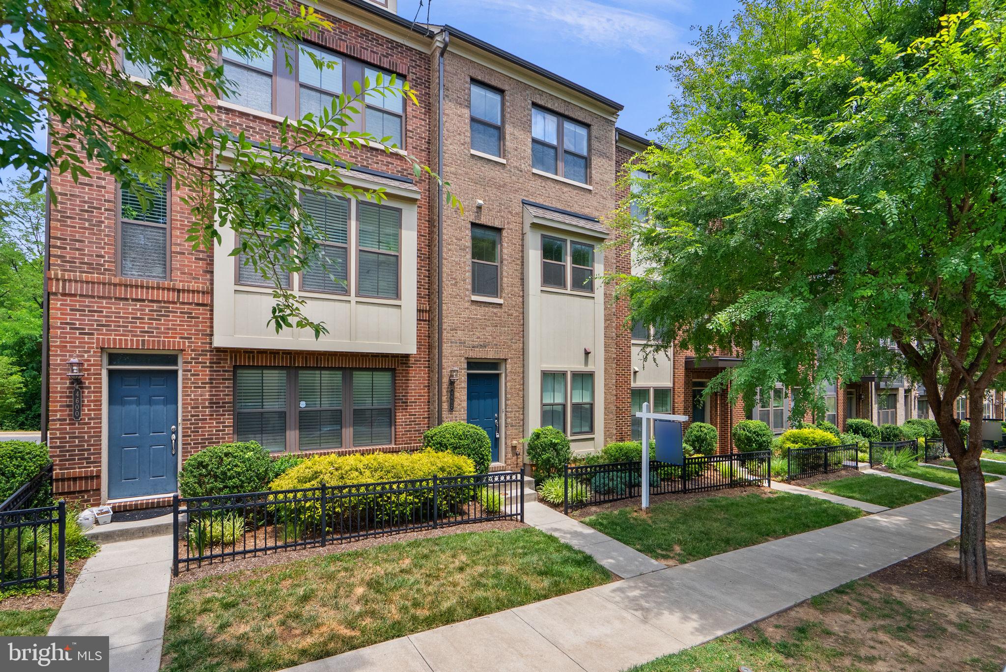 RIVERDALE PARK - Residential