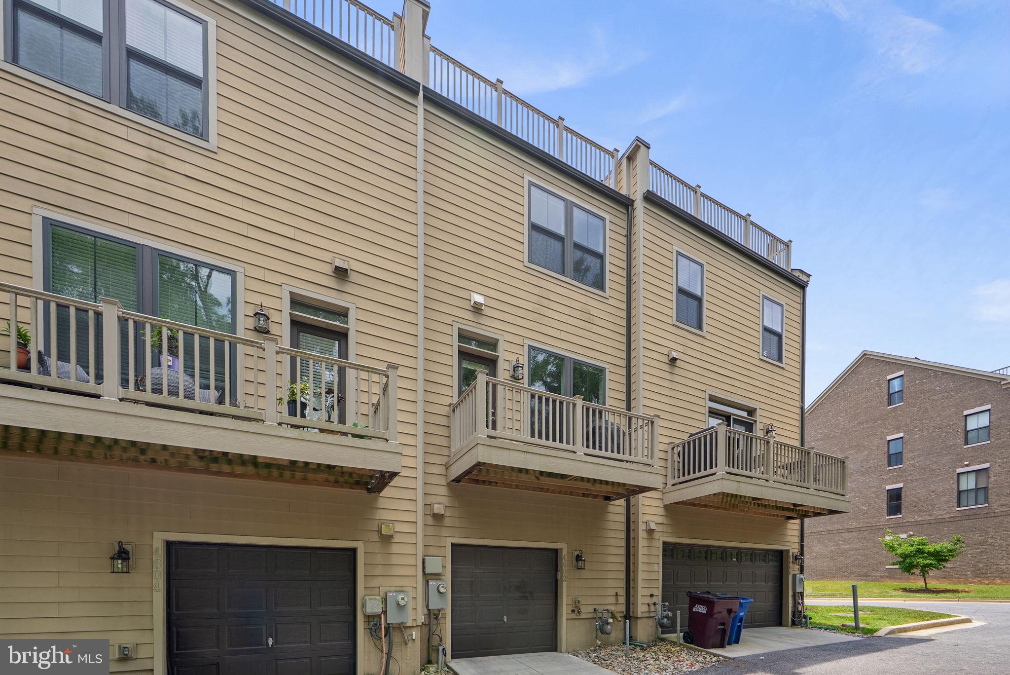 RIVERDALE PARK - Residential