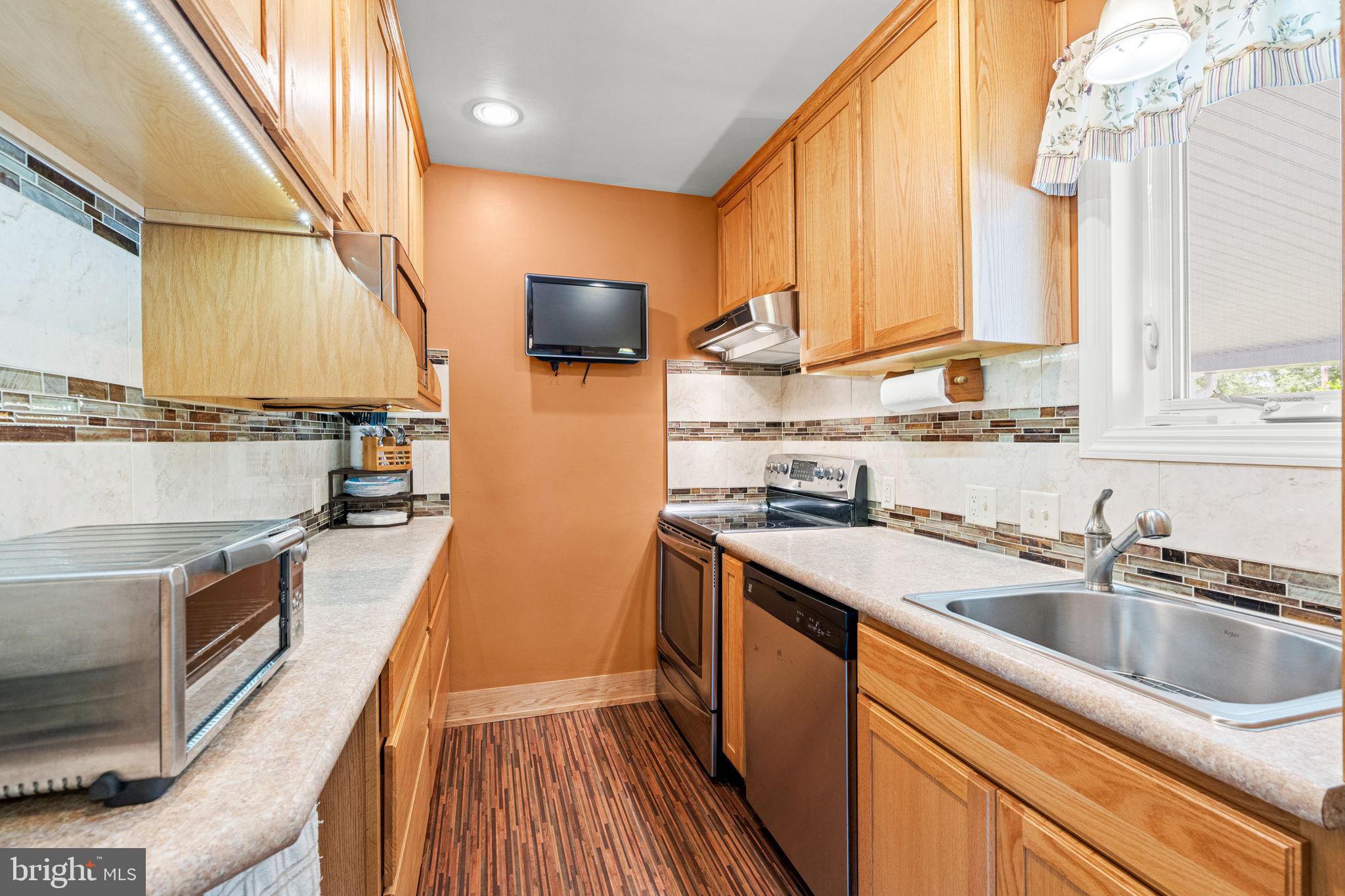 NEW CUMBERLAND BOROUGH - Residential