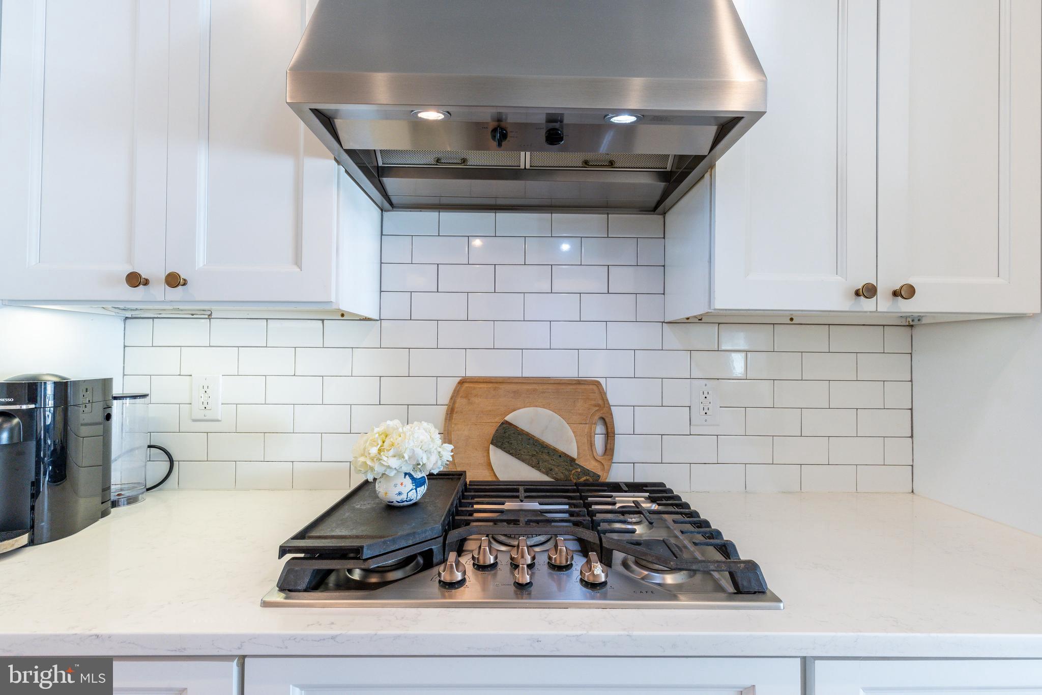 OLDE KENSINGTON - Residential