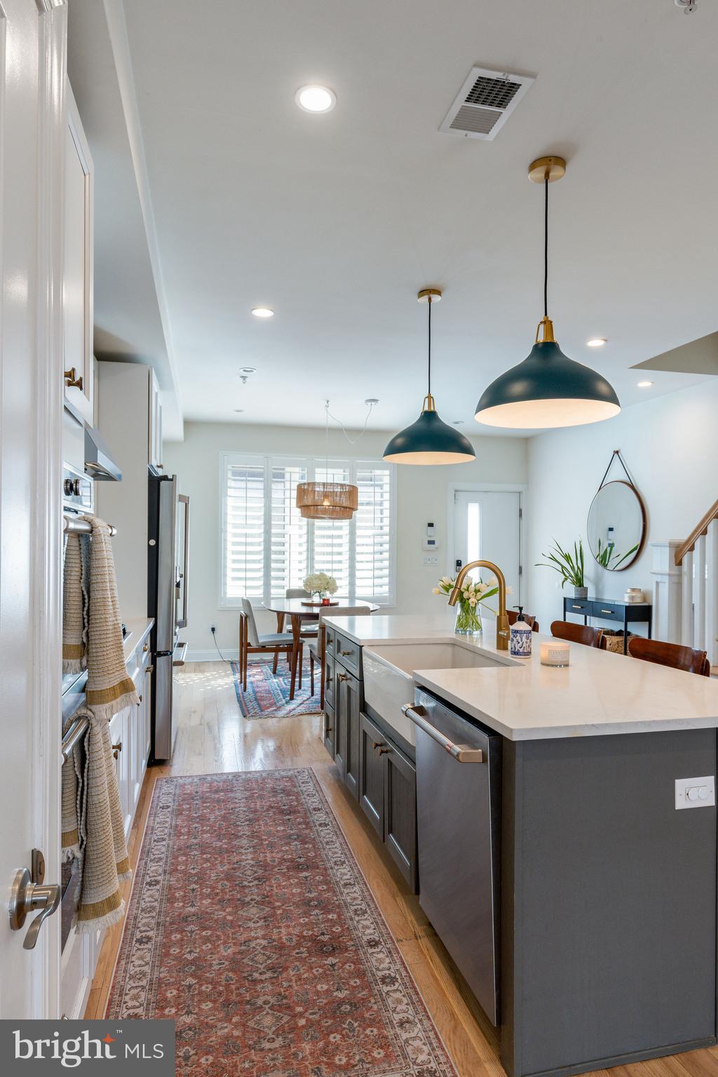 OLDE KENSINGTON - Residential