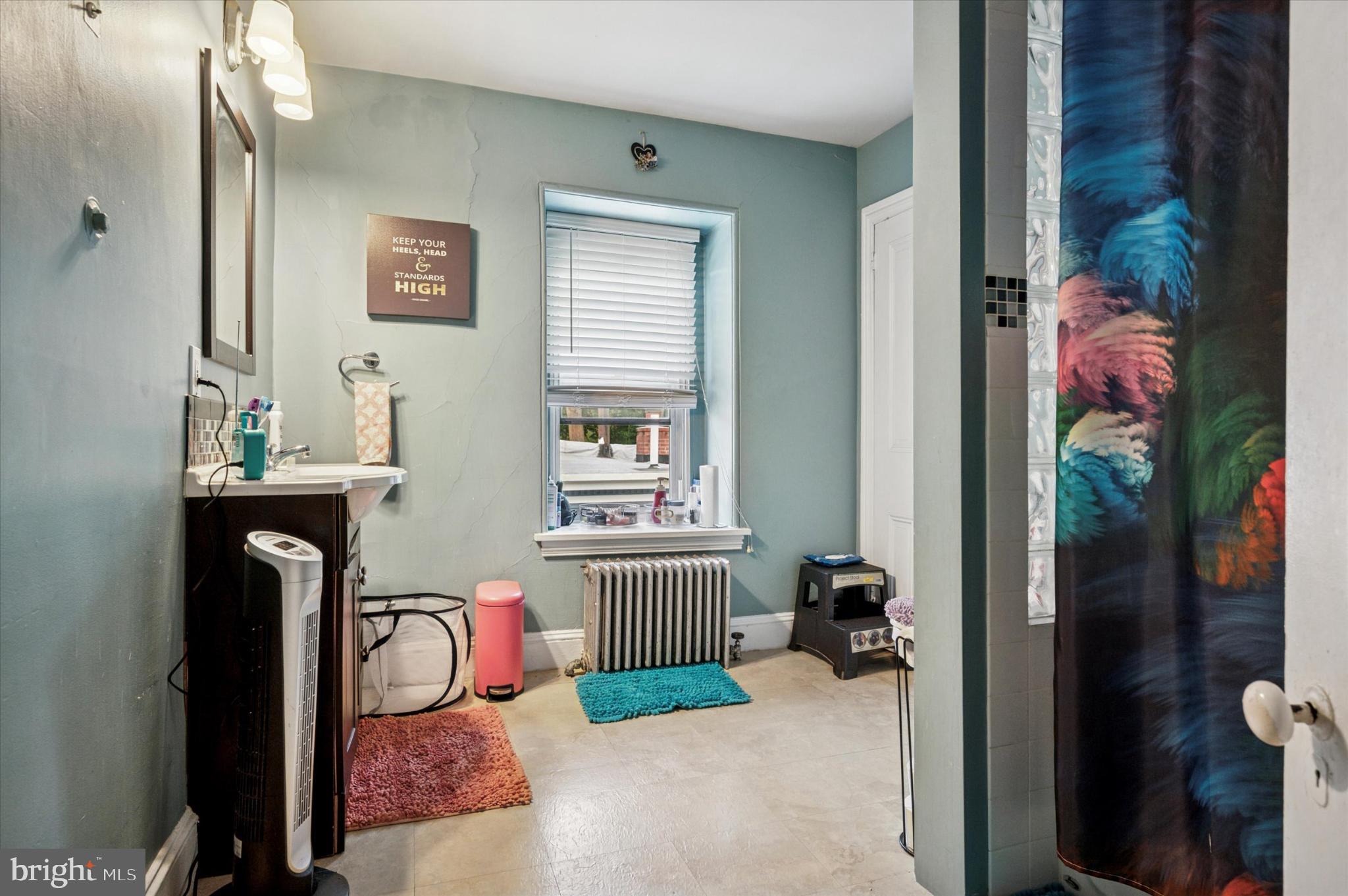 CHESTNUT HILL - Residential Income
