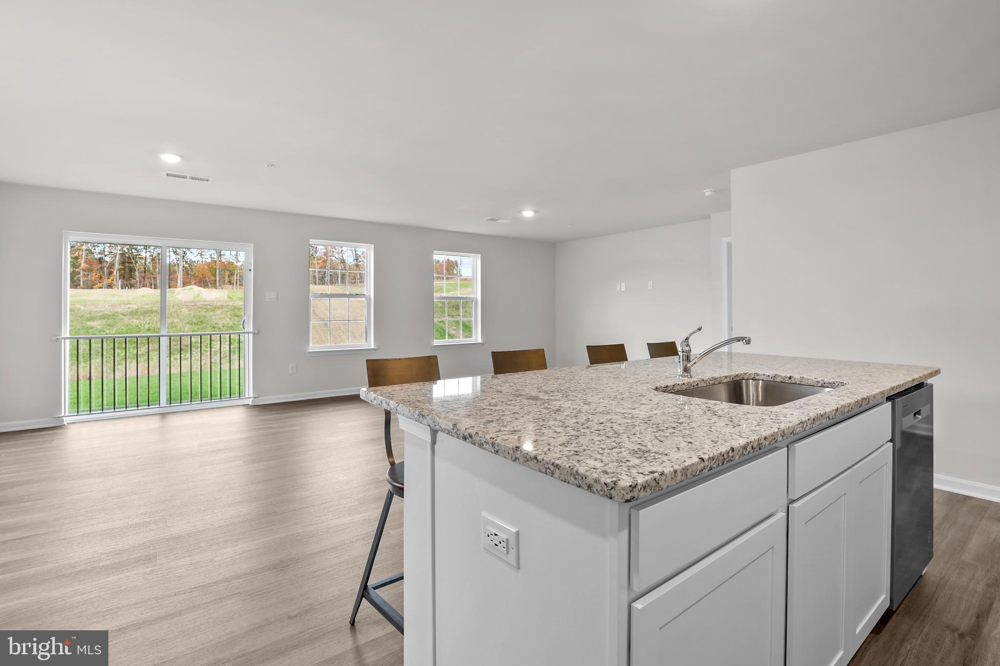 RED HILL - Residential
