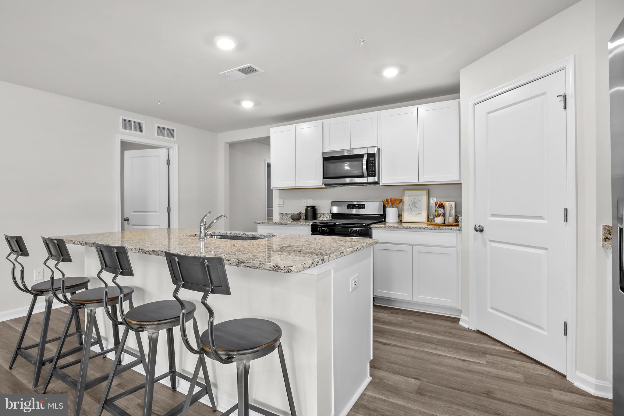 RED HILL - Residential