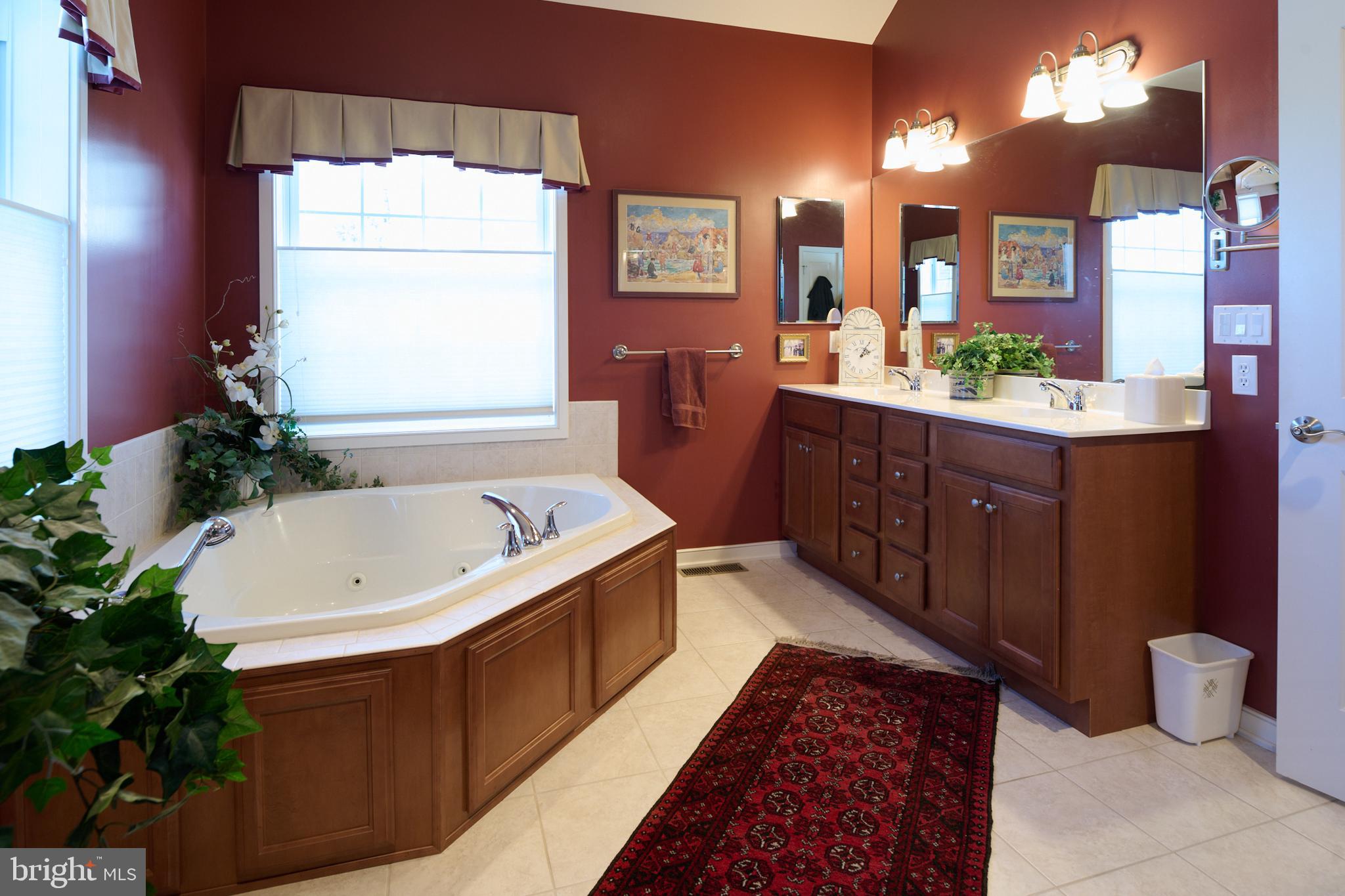 COBBLE CREEK MANOR II - Residential