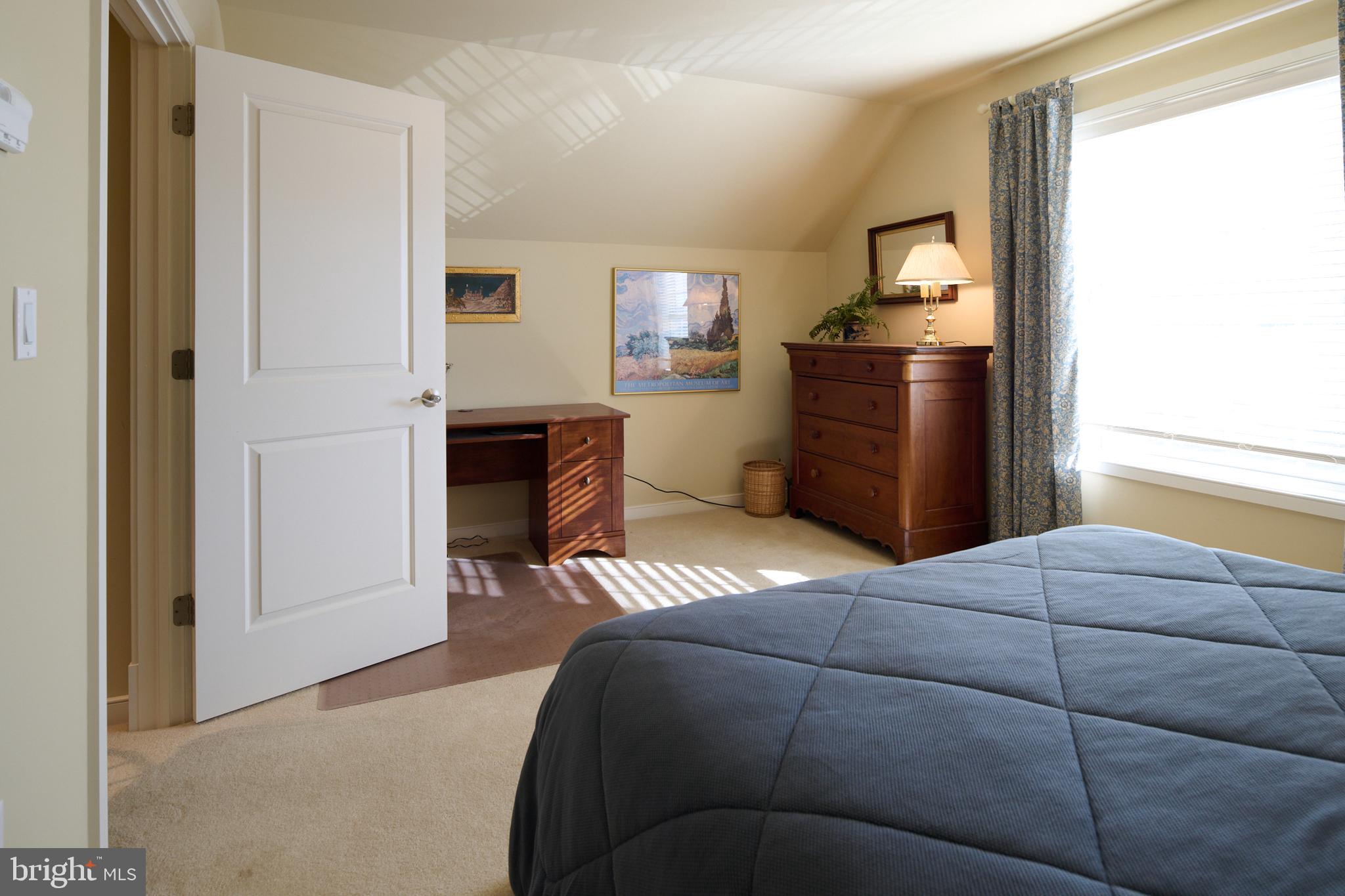 COBBLE CREEK MANOR II - Residential