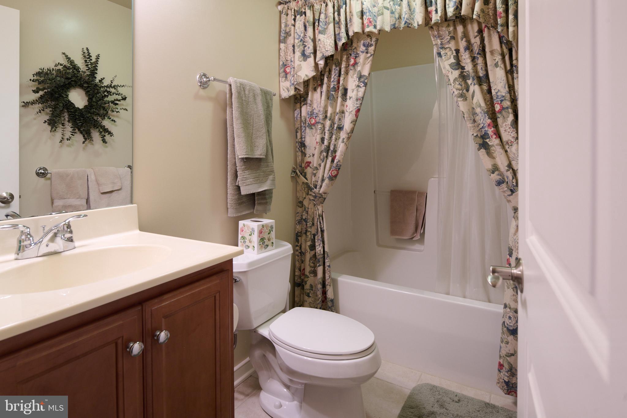 COBBLE CREEK MANOR II - Residential