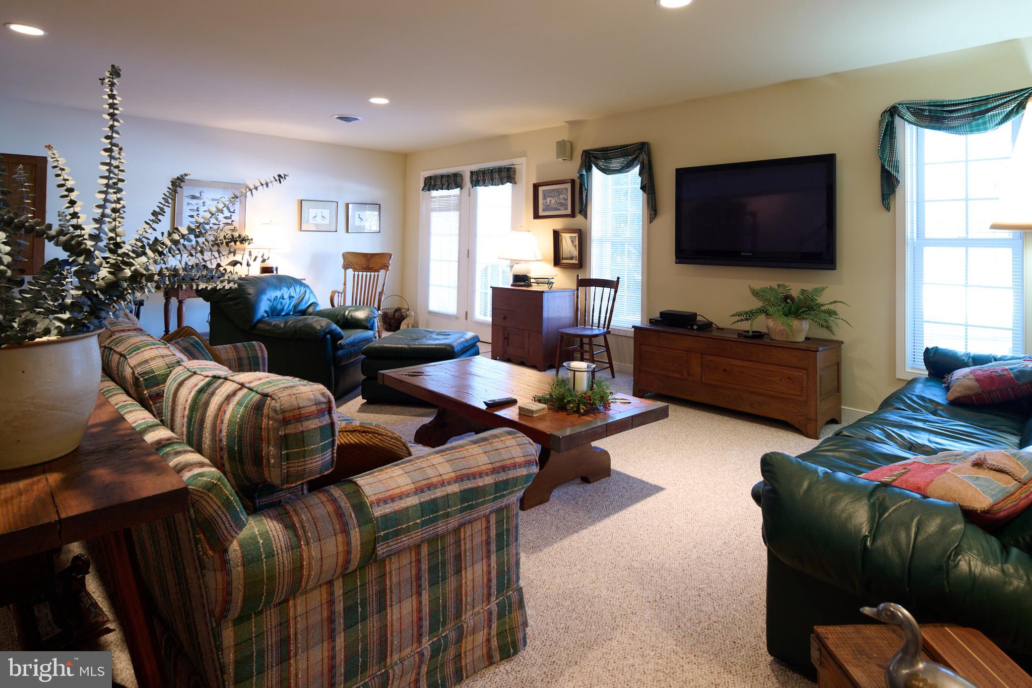 COBBLE CREEK MANOR II - Residential