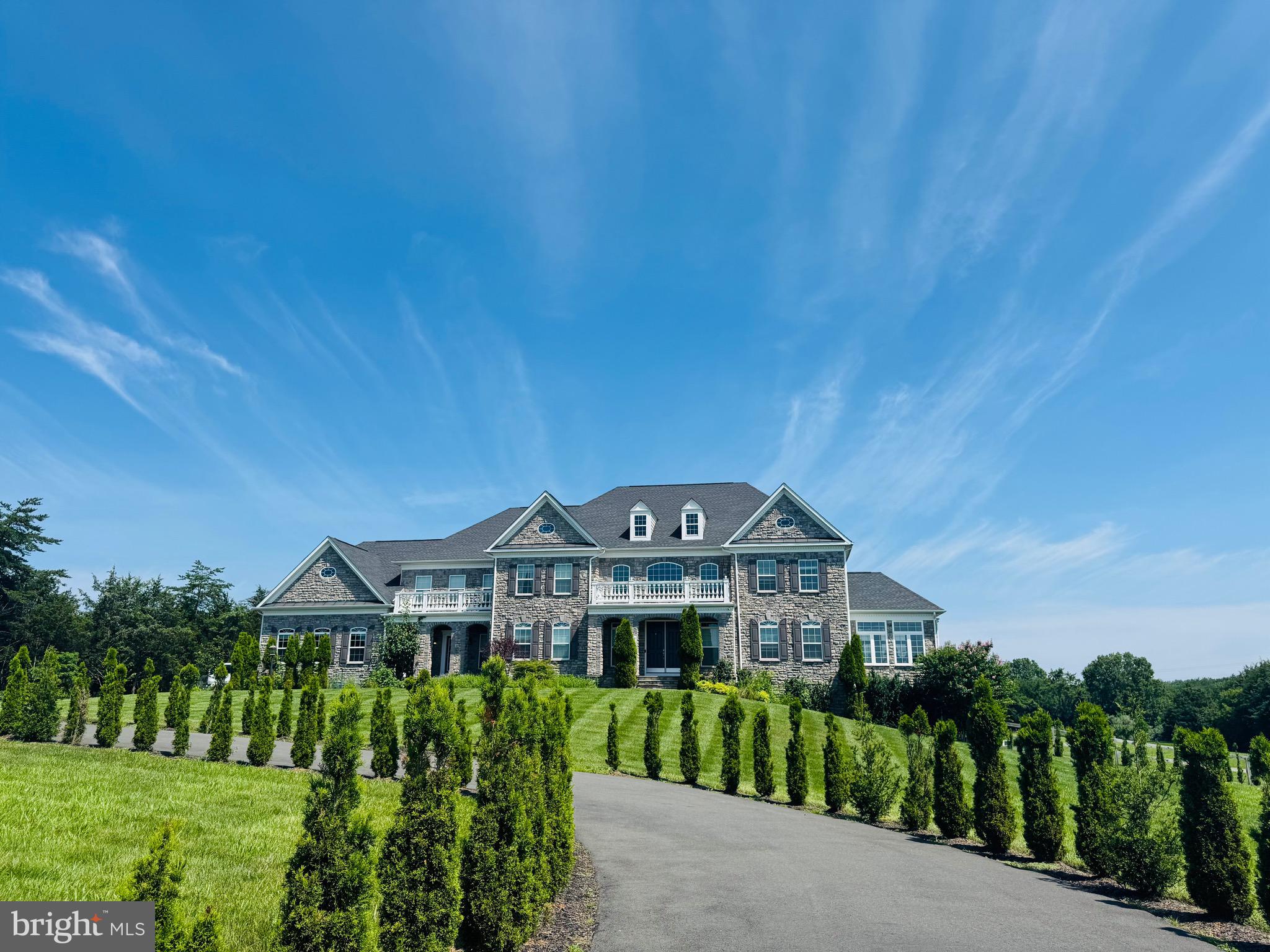 HUNTERS POND - Residential