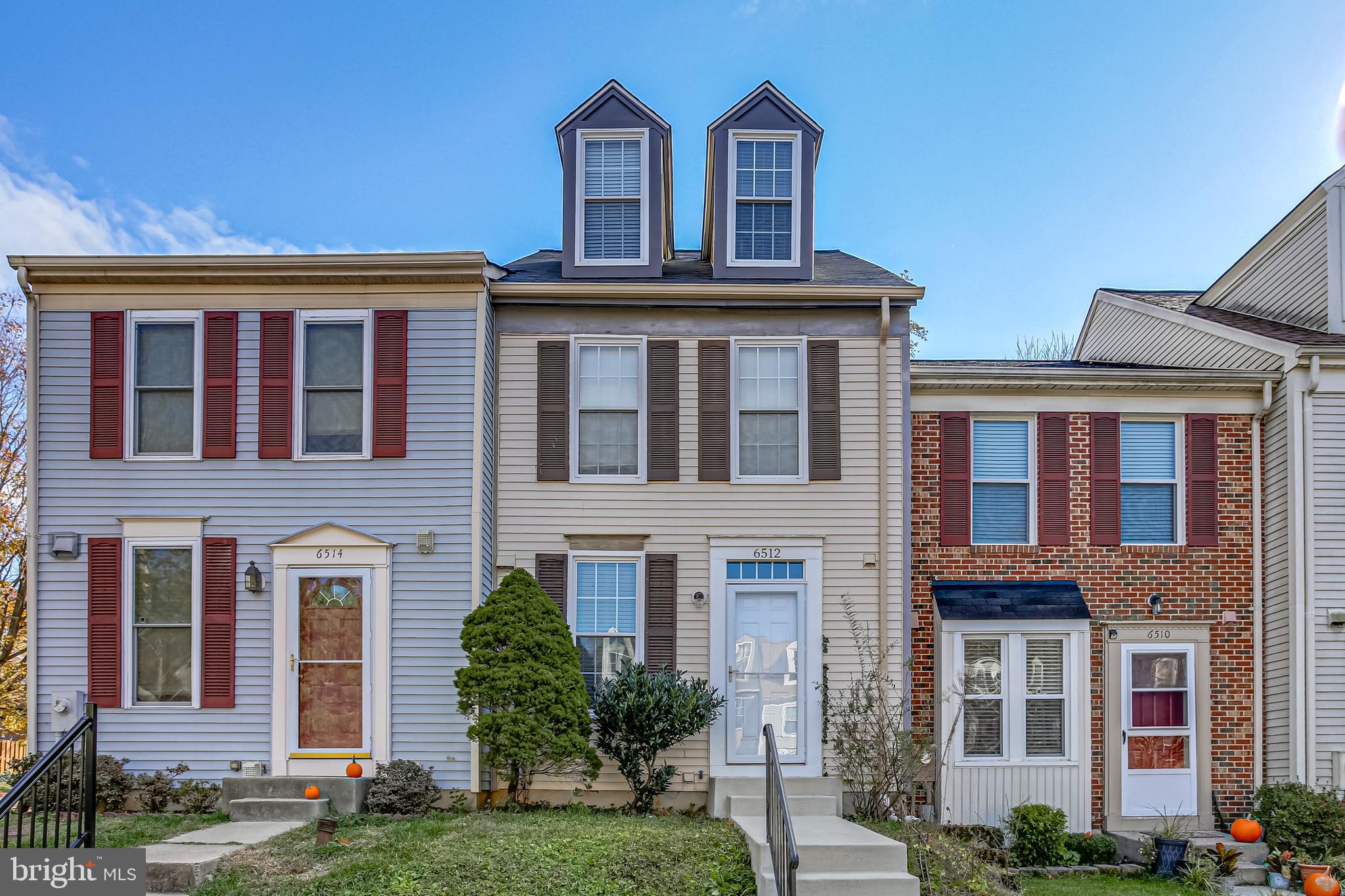 This townhome has 2 bedrooms and a loft on the top level.  Full bathroom in the basement that walks-out to patio and sitting area.  Shows beautifully with bamboo floors on main level and newly updated kitchen with quartz countertops, stainless steel appliances, hands-free faucet and stylish soft close Wolf cabinets. Large deck off main level.  Conveniently located near a playground and tennis court close to shopping, dining, highways and more!