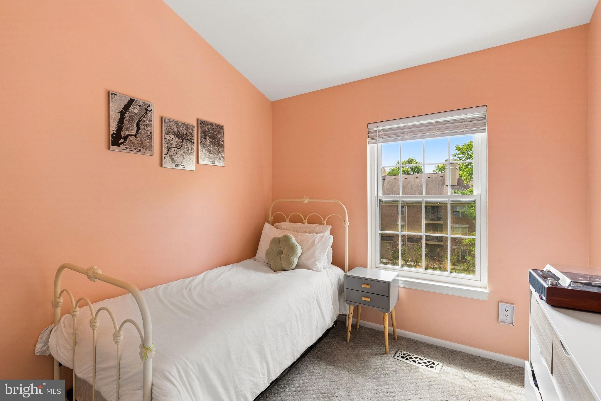 LOVETON FARMS - Residential