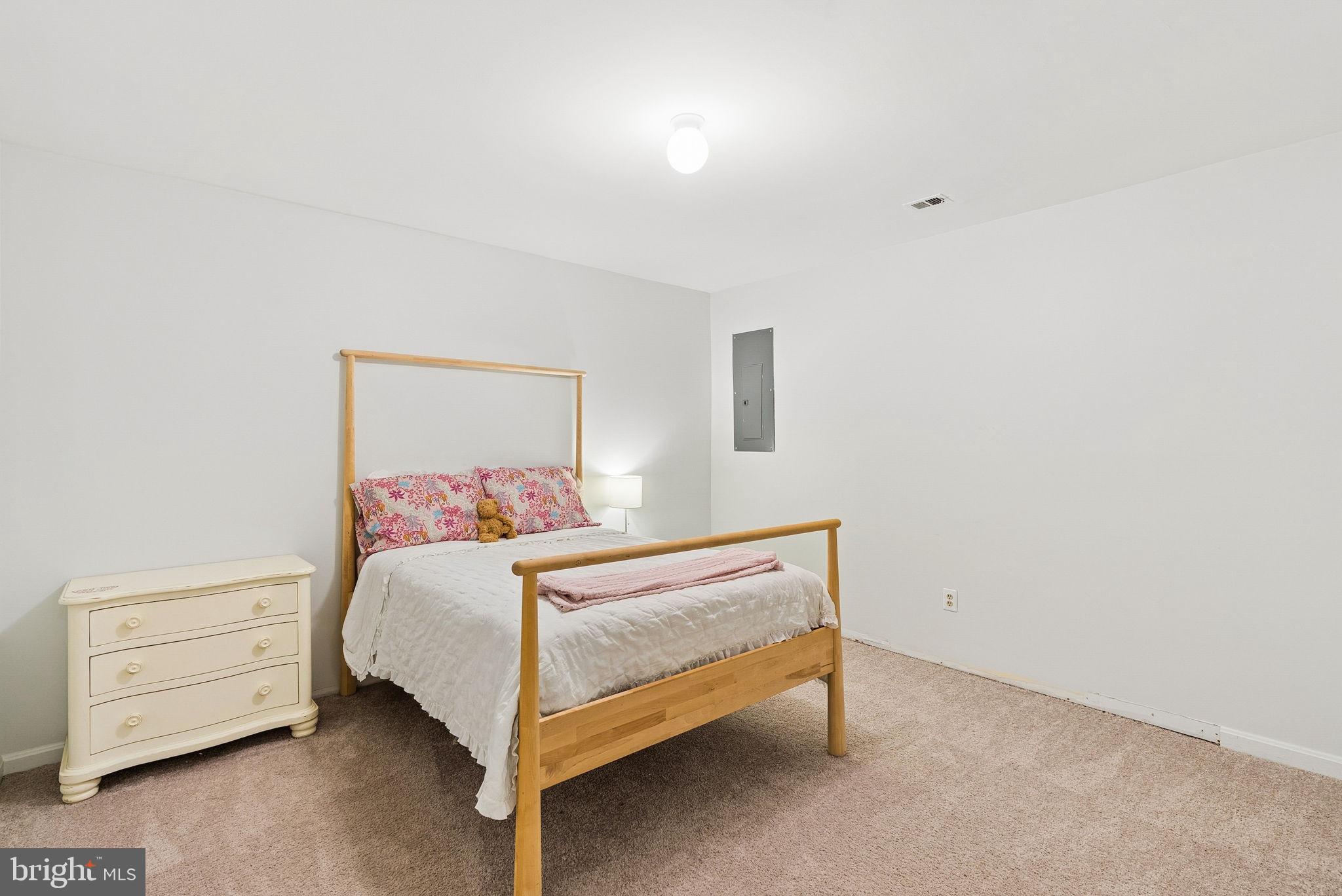 LOVETON FARMS - Residential