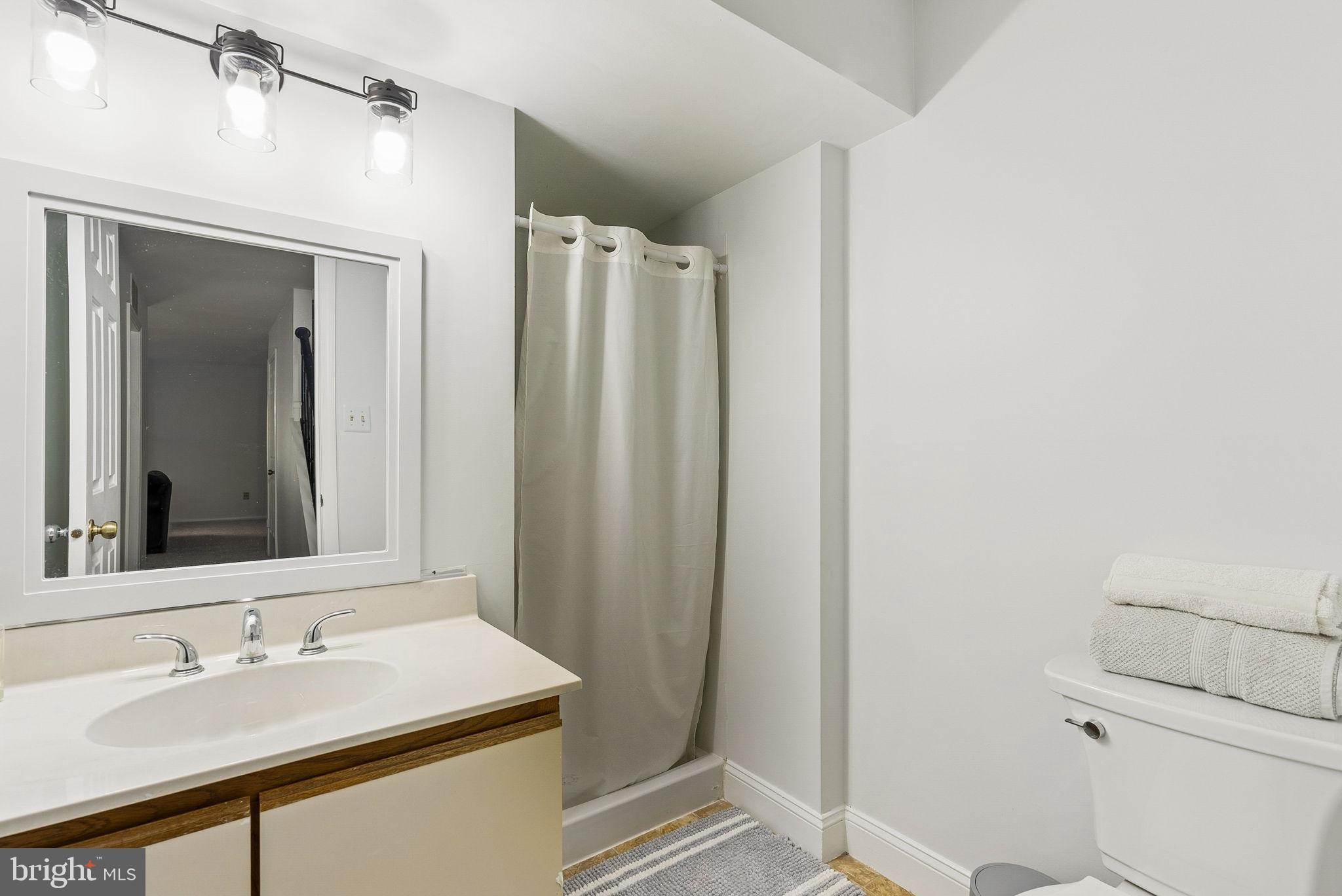 LOVETON FARMS - Residential