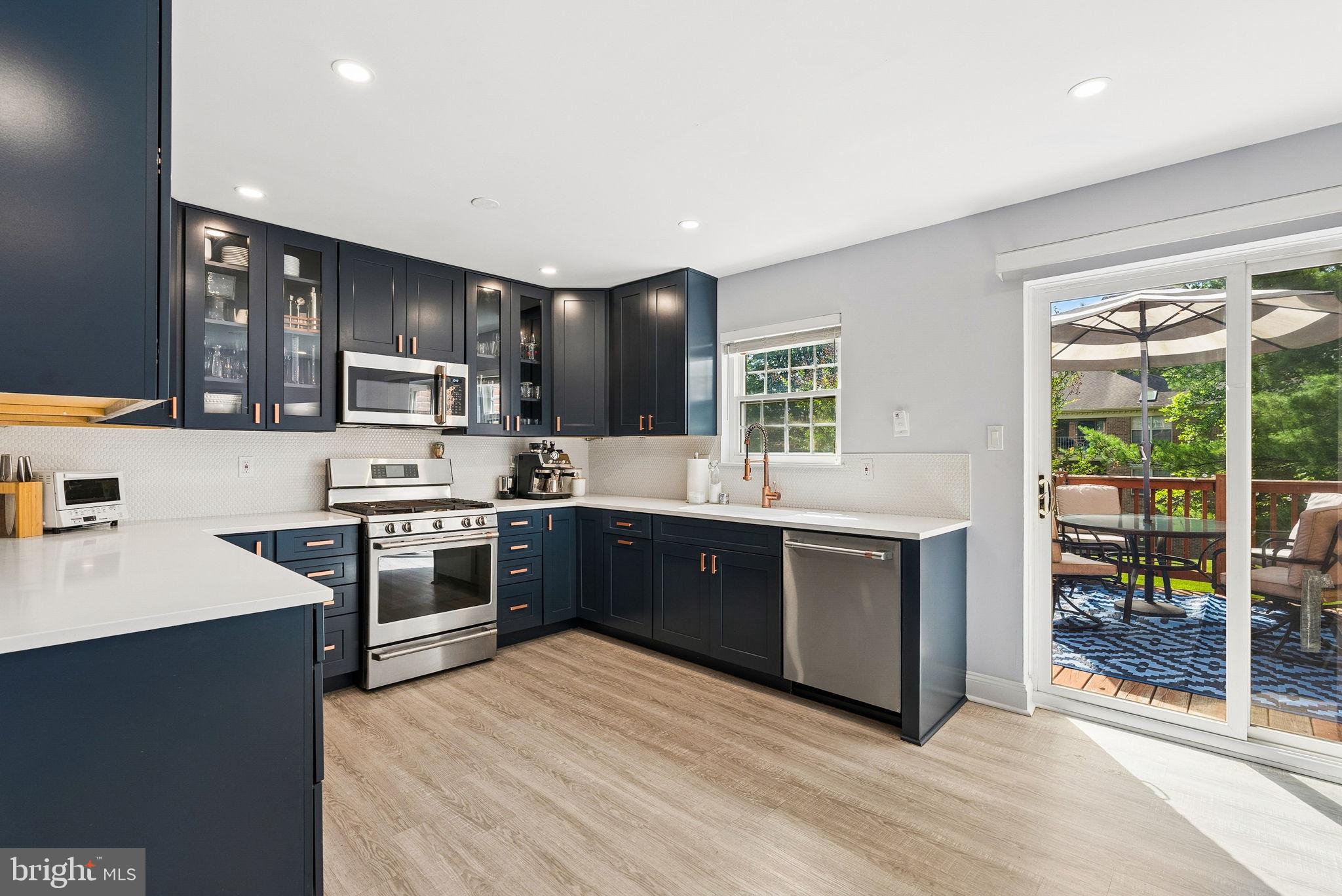 LOVETON FARMS - Residential