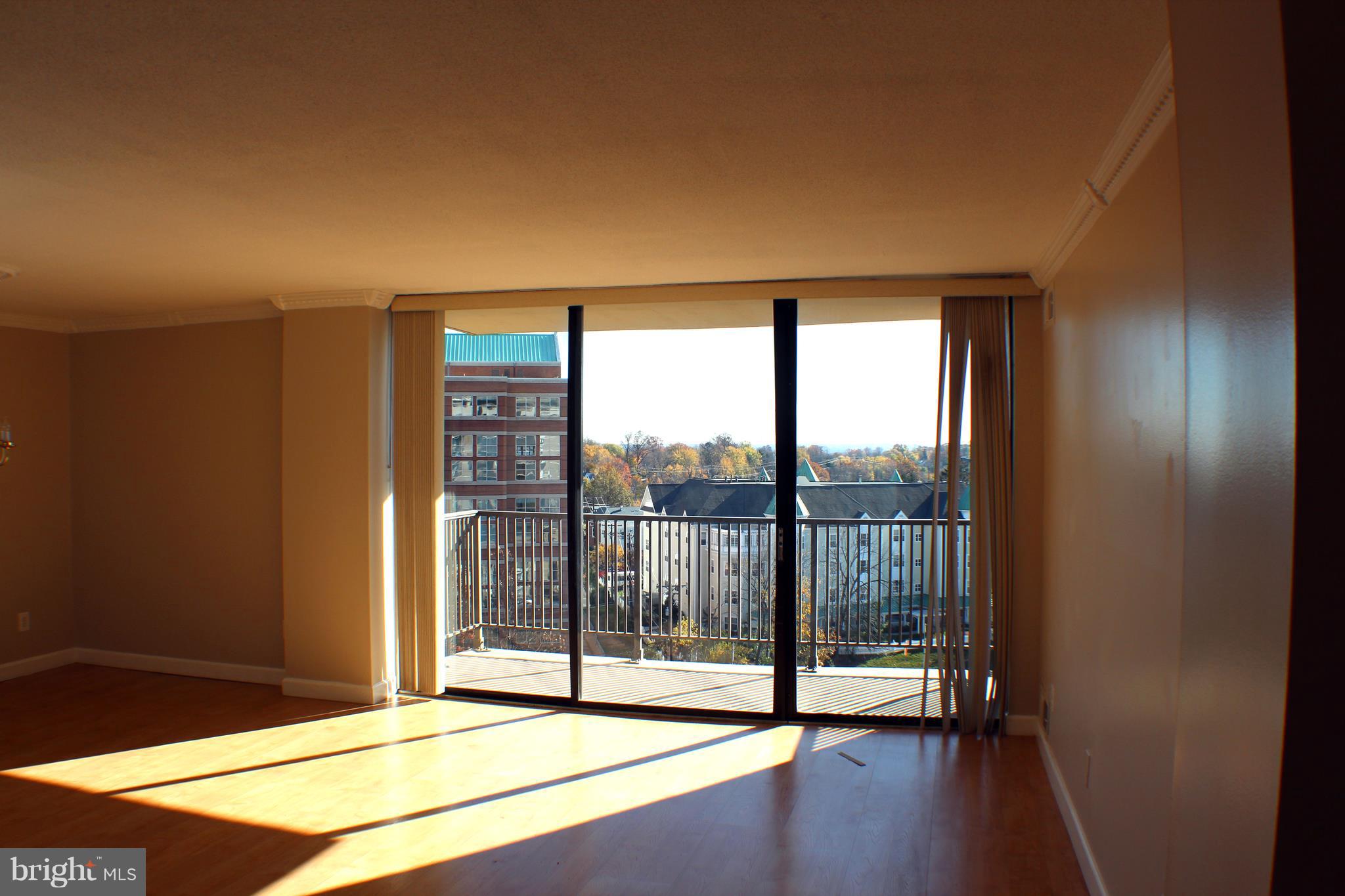 AMERICANA CENTRE - Residential