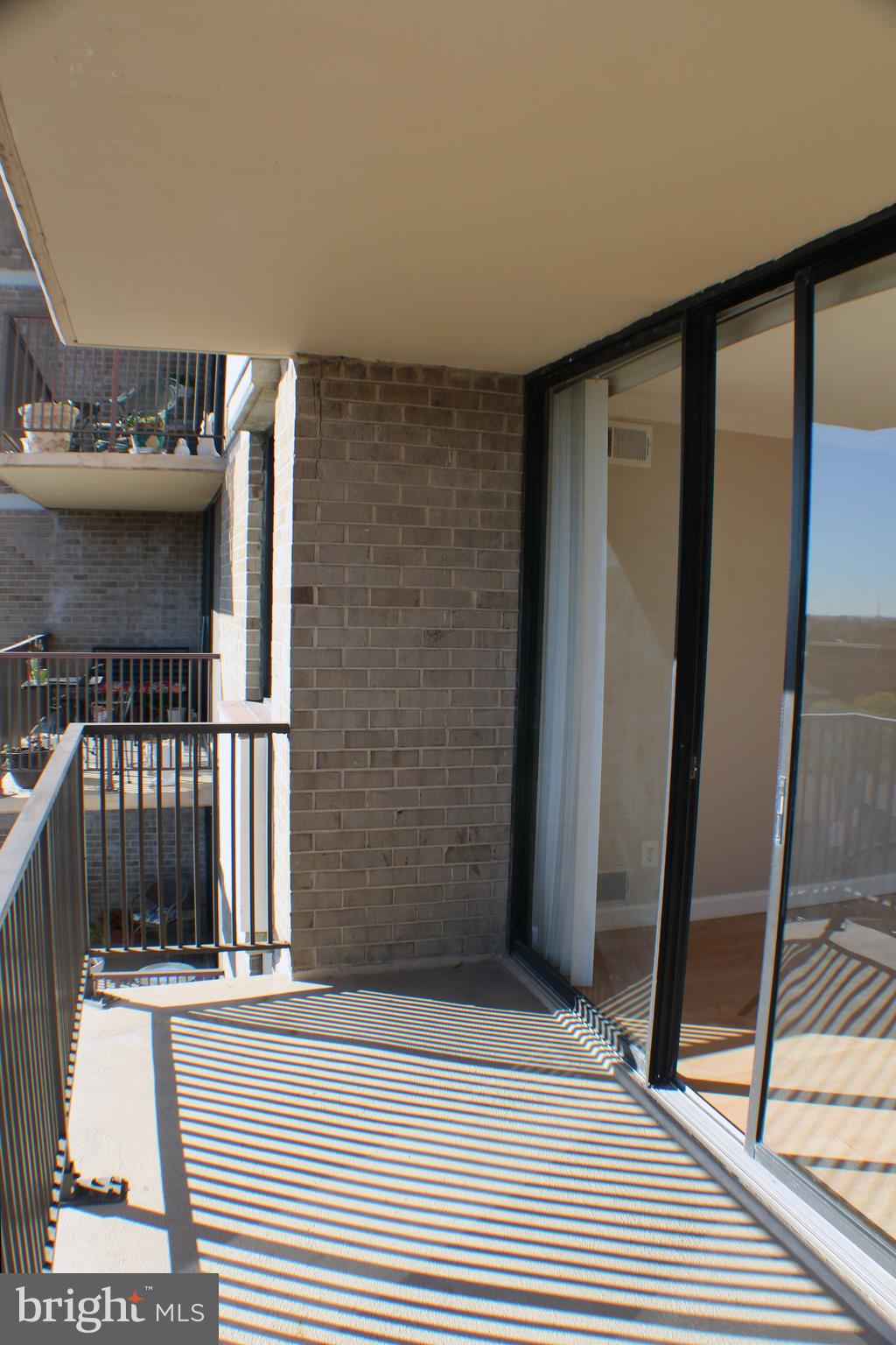 AMERICANA CENTRE - Residential